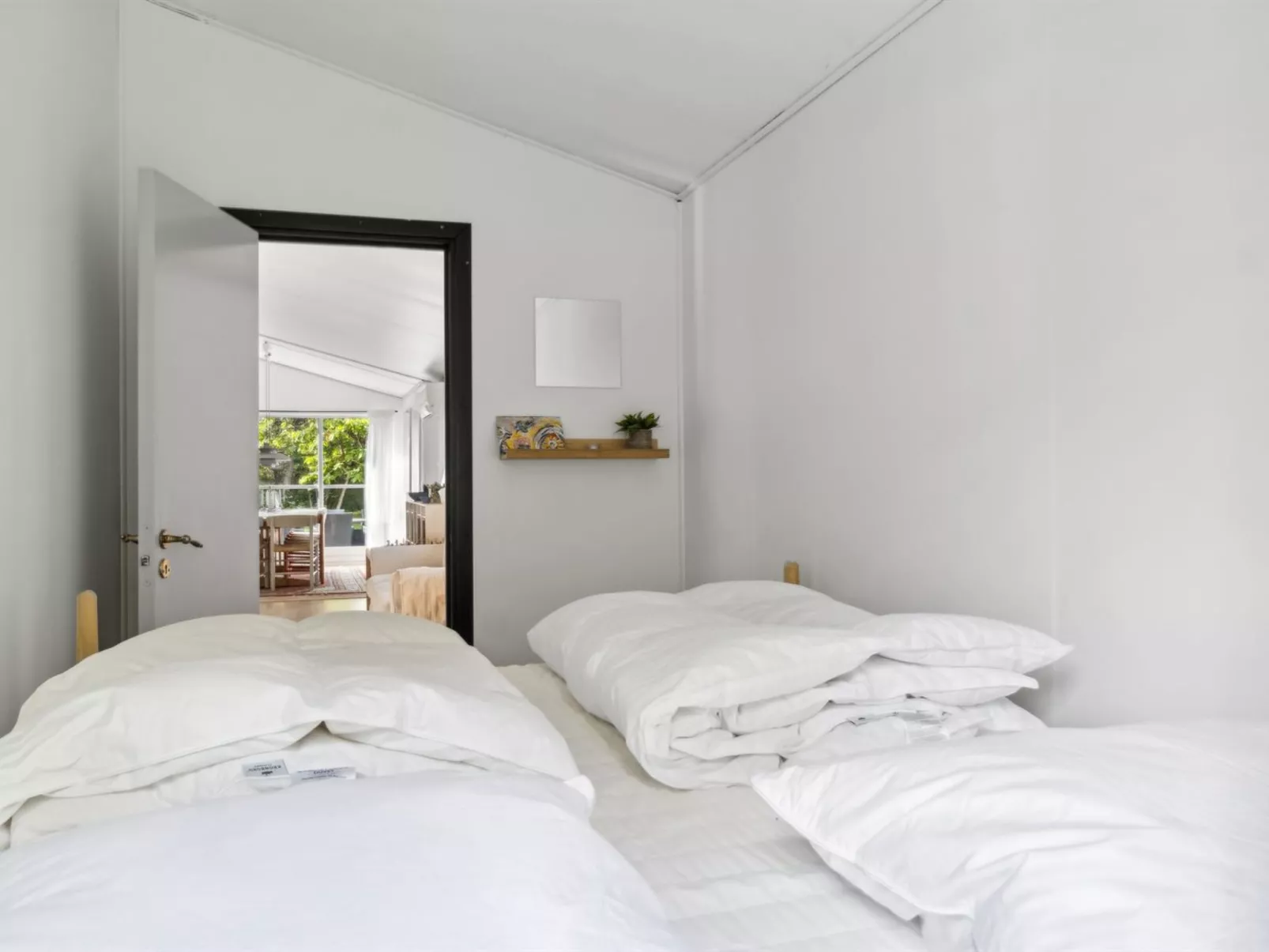 "Benni" - 120m to the fjord-Binnen