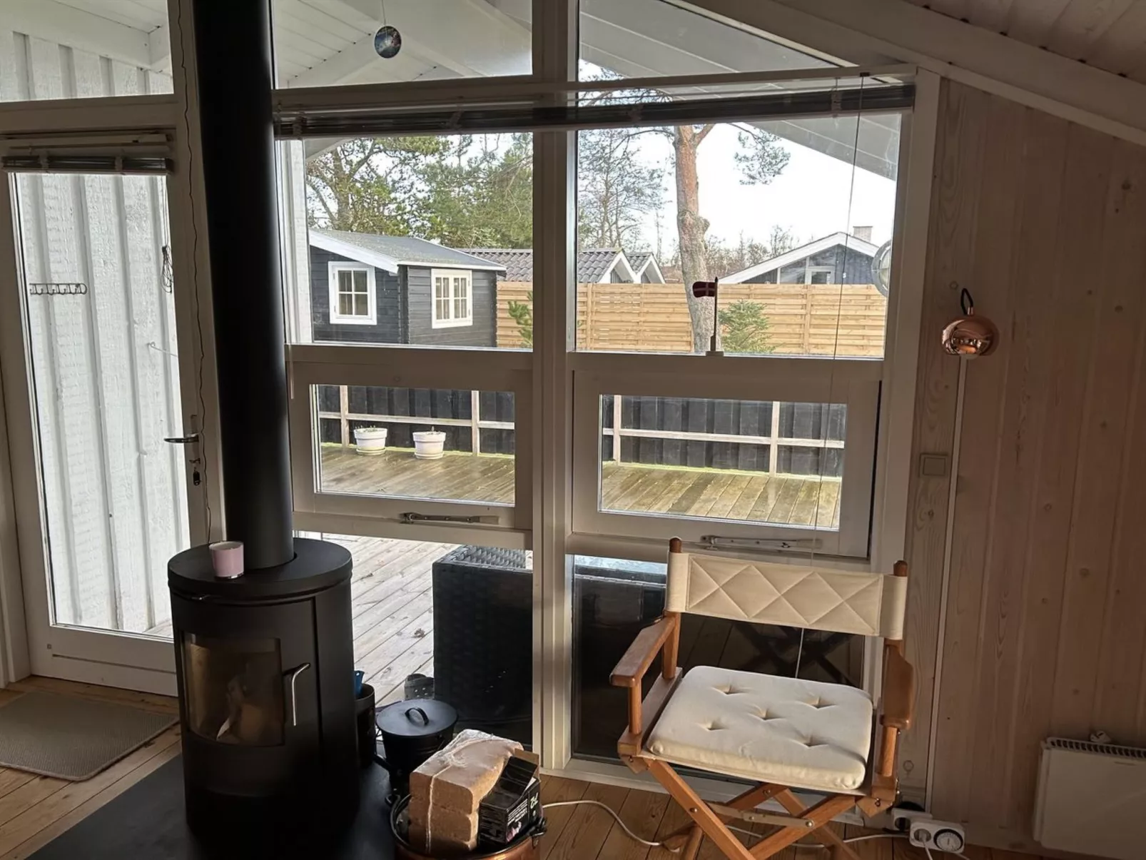 "Santeri" - 180m from the sea-Binnen