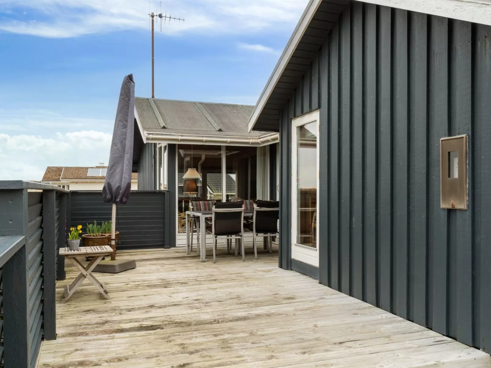 "Dolores" - 200m from the sea-Buiten