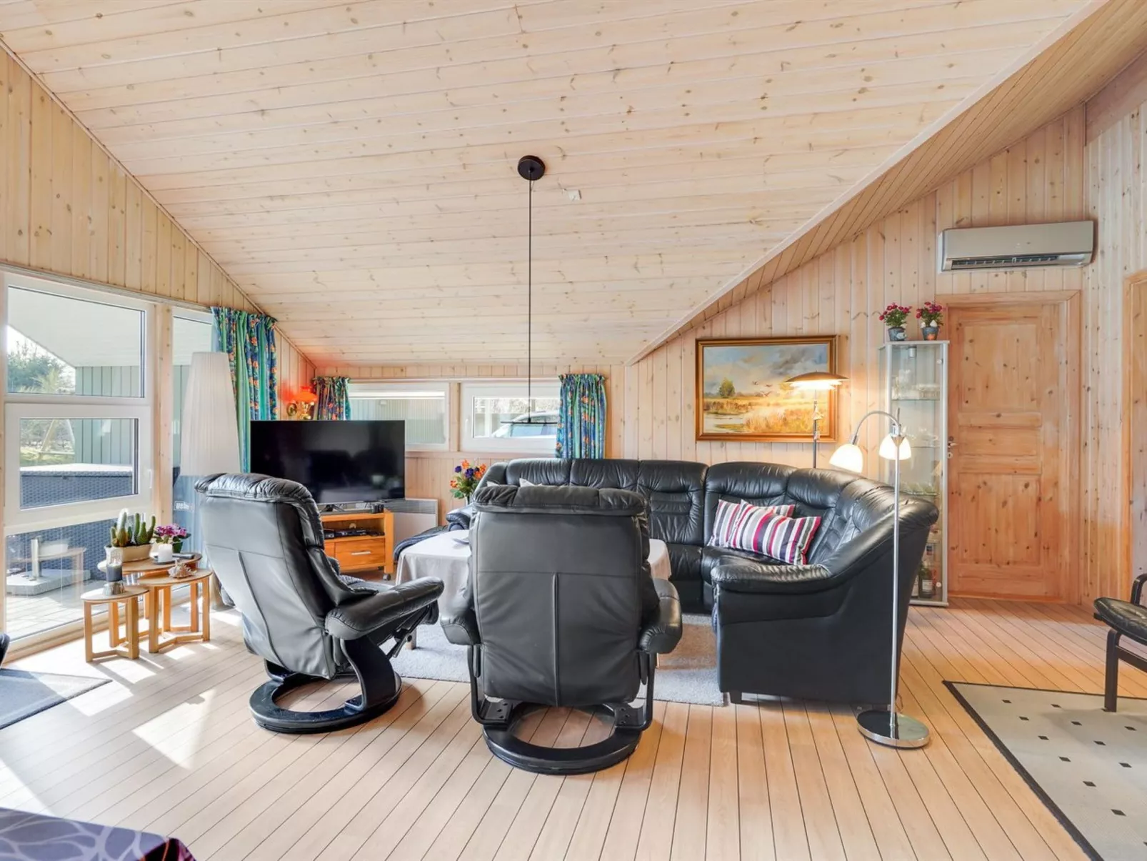 "Allita" - 12km from the sea-Binnen