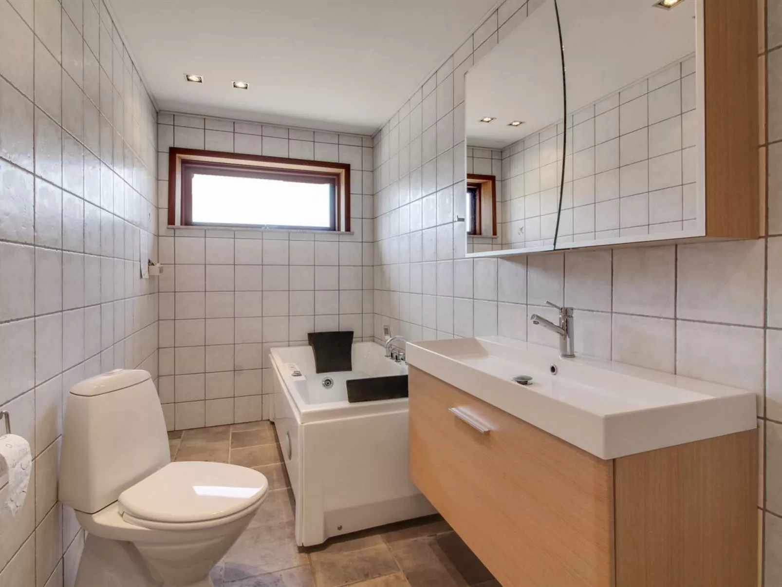 "Gunkil" - 800m from the sea-Binnen