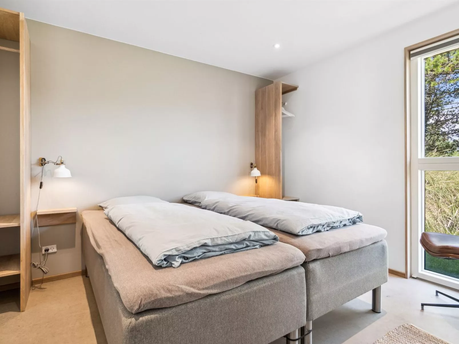 "Toyah" - 400m from the sea-Binnen