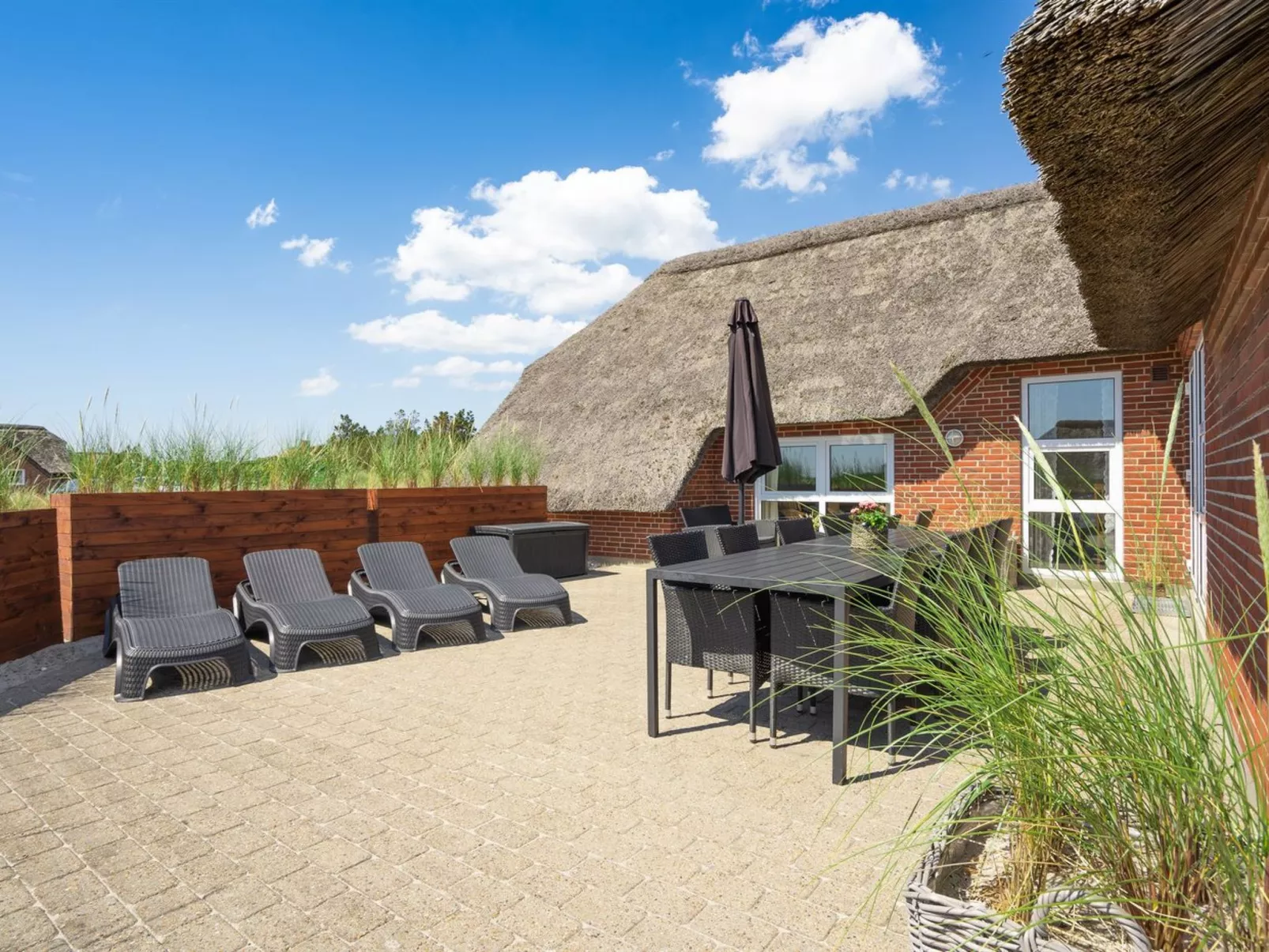 "Viana" - 100m from the sea-Buiten