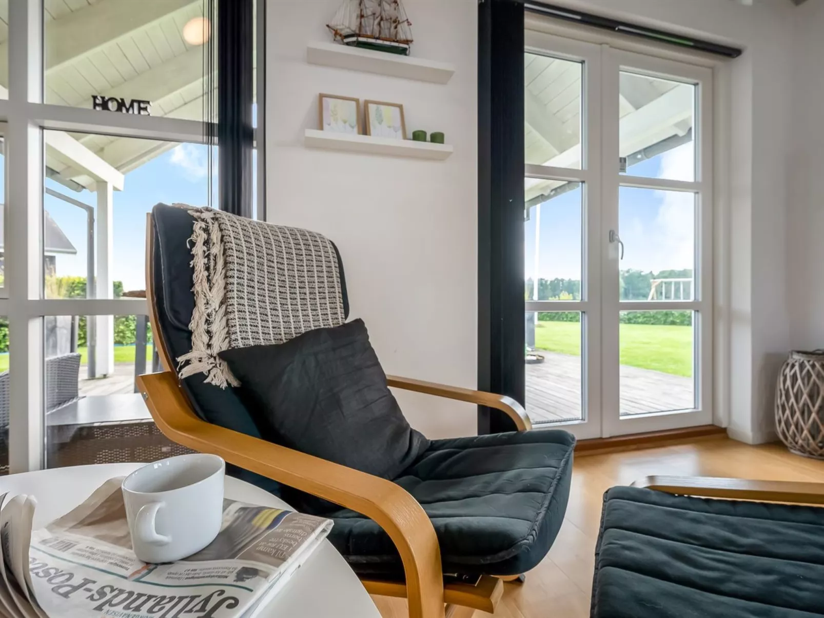 "Bernice" - 900m from the sea-Binnen