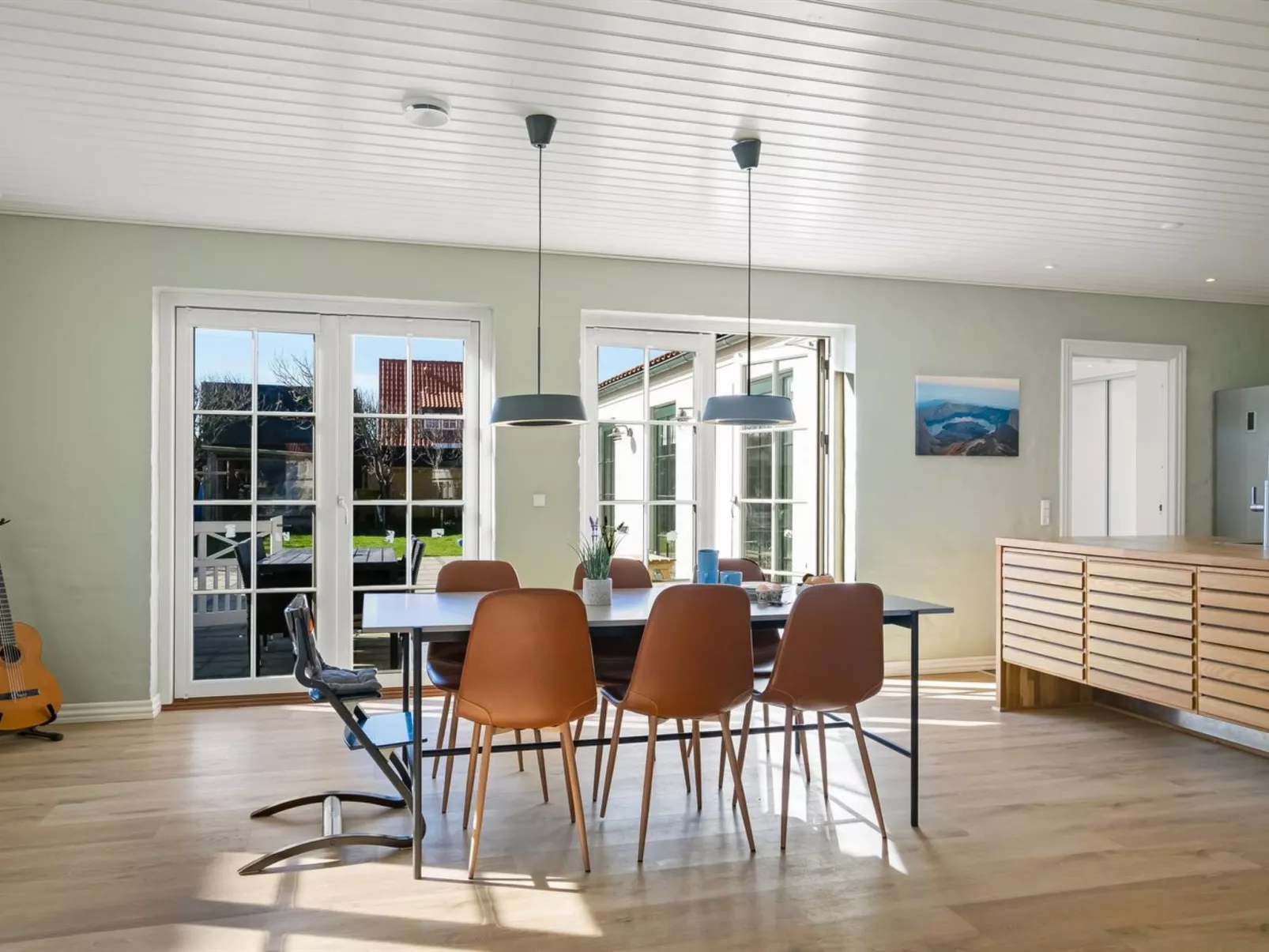 "Gerd" - 400m from the sea - Binnen