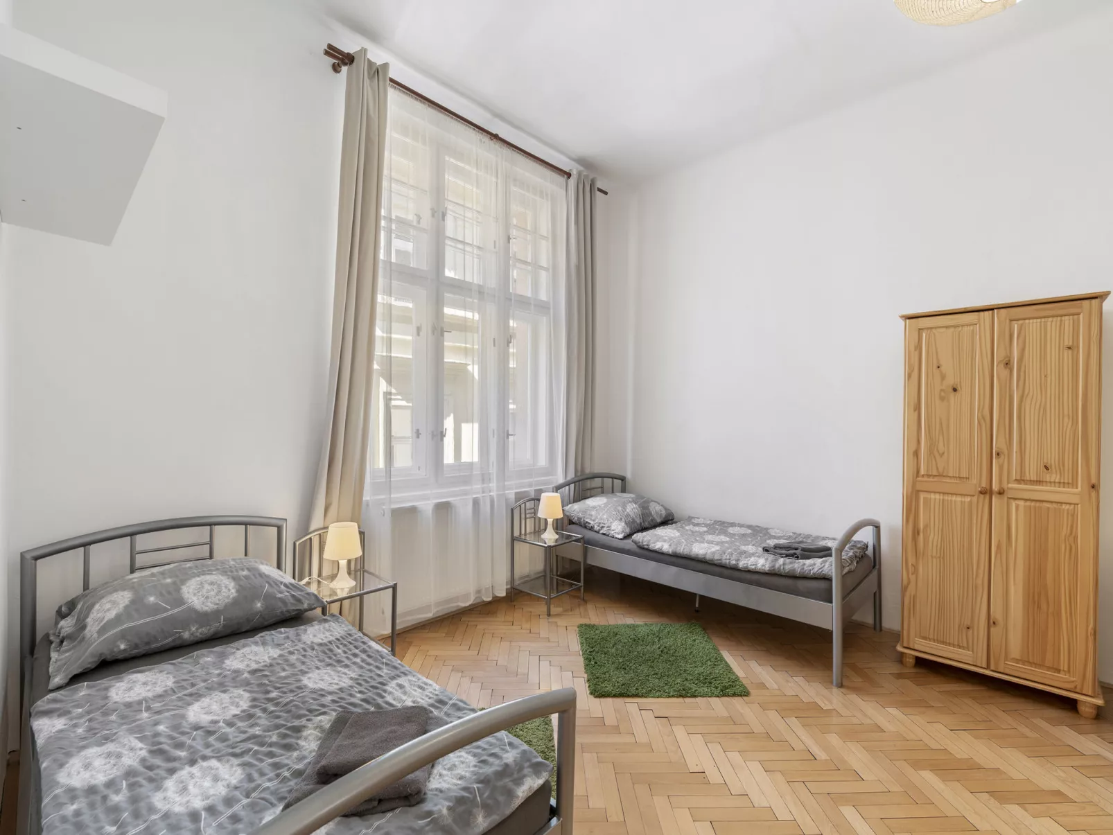 Old Town home-Binnen