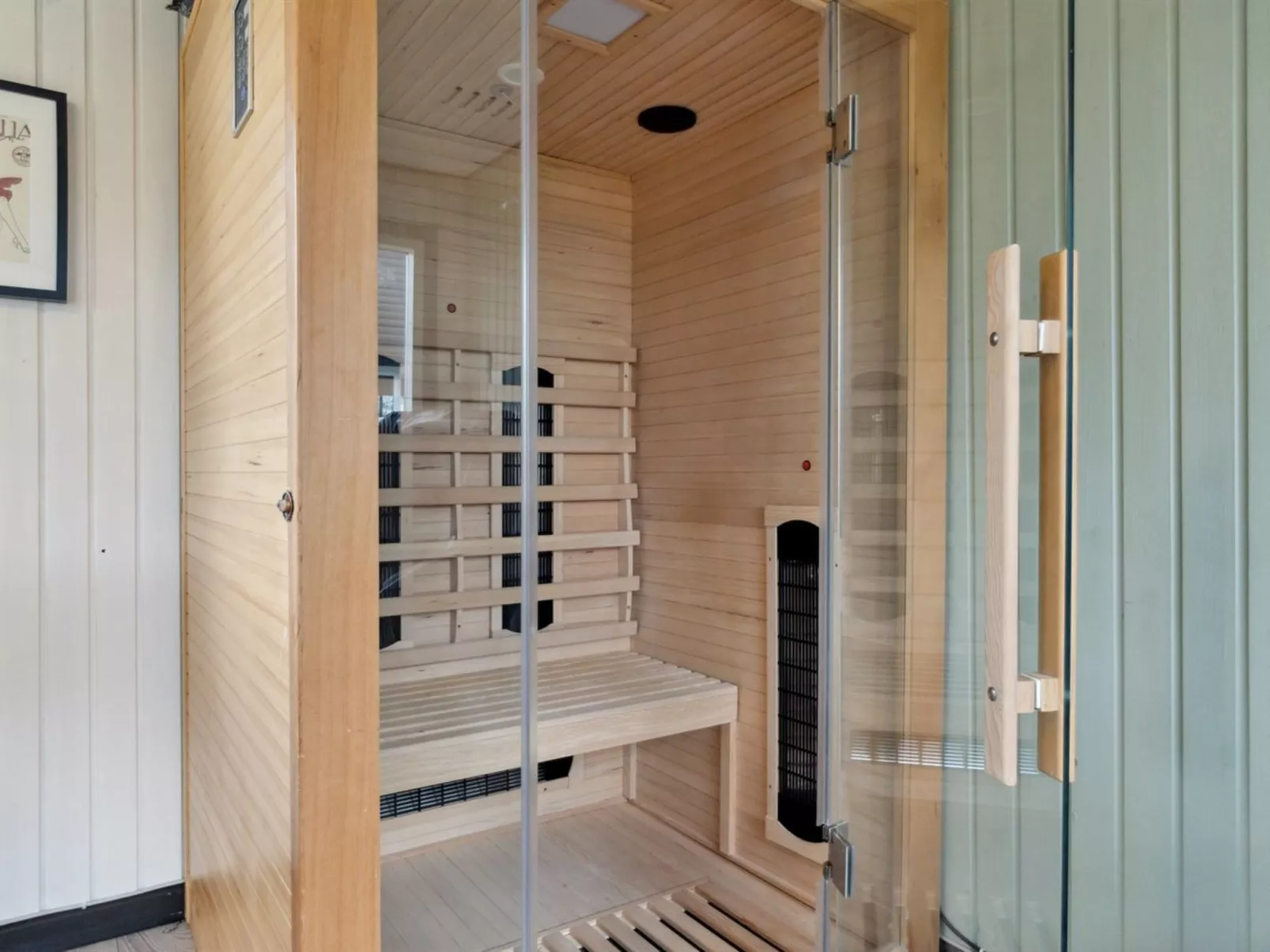 "Jace" - 900m from the sea-Binnen