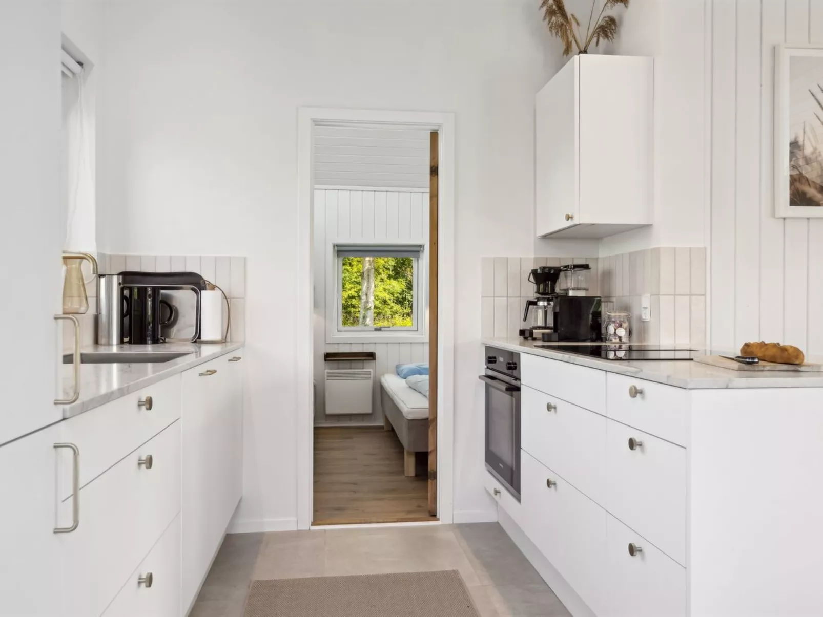 "Hermund" - 100m from the sea-Binnen