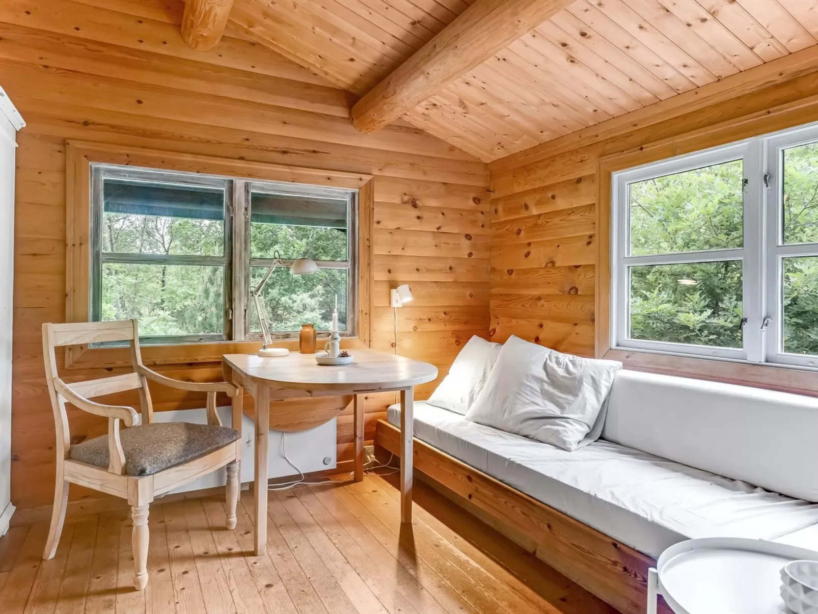 "Juho" - 700m from the sea-Binnen