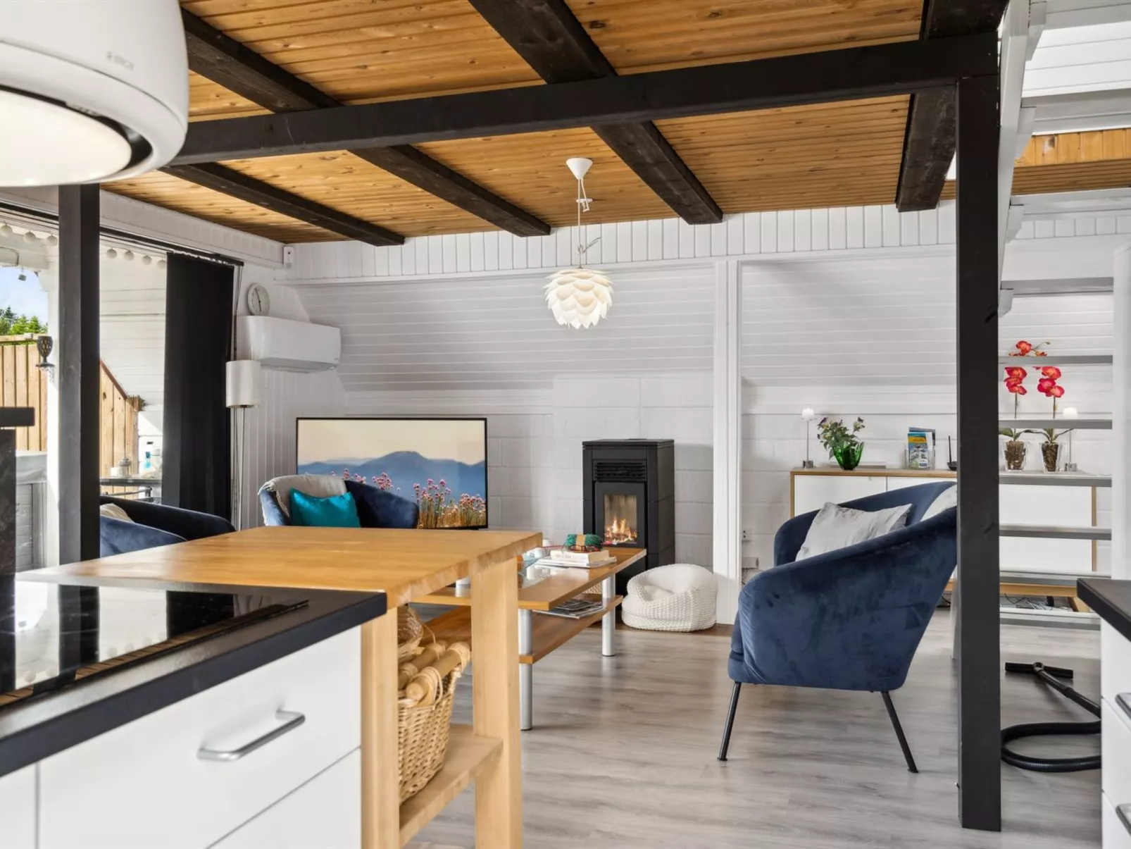 "Gunhilde" - 6km from the sea-Binnen