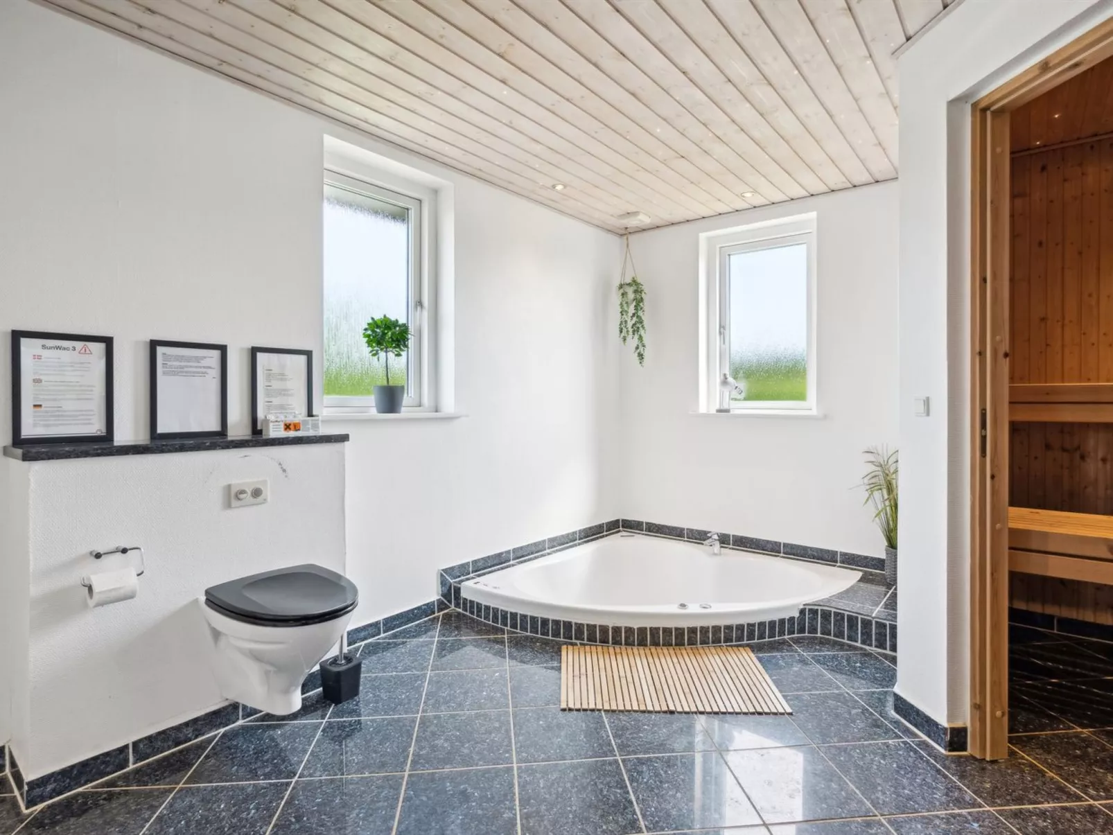 "Hakan" - 900m from the sea-Binnen