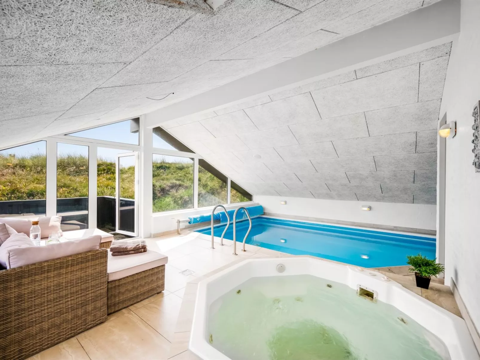 "Emin" - 700m from the sea-Buiten