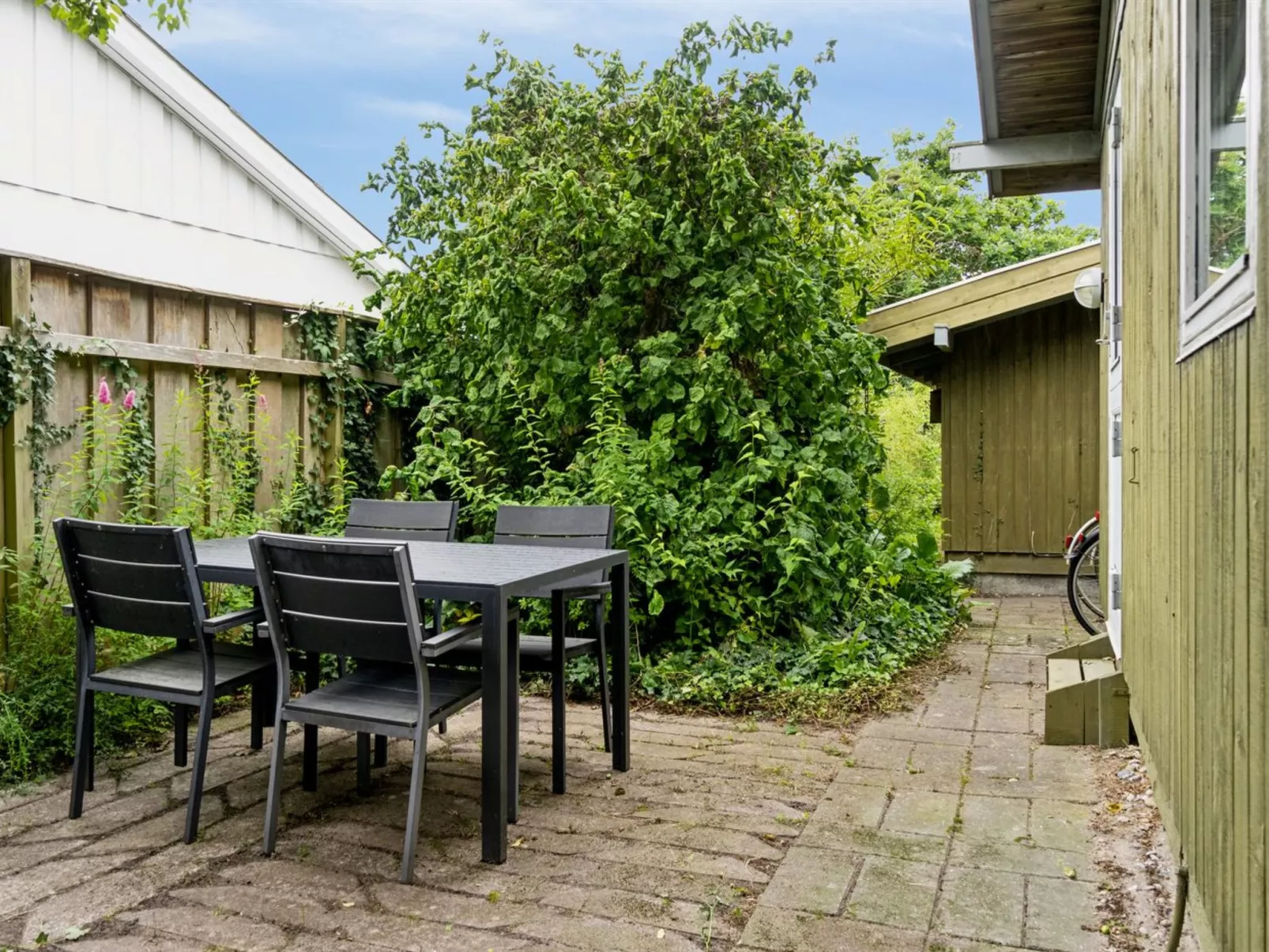 "Konsta" - 50m from the sea-Buiten