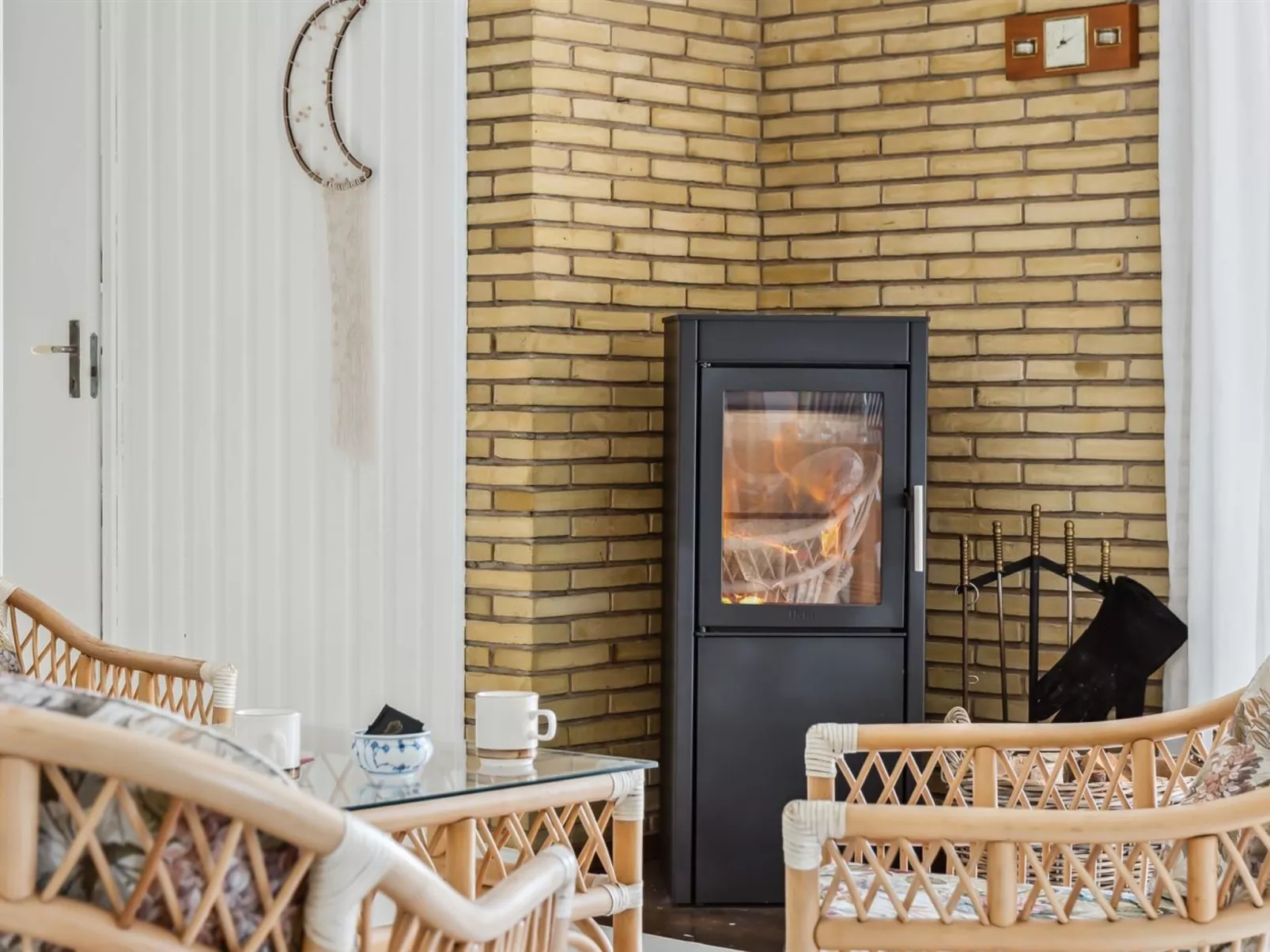 "Awenita" - 250m from the sea-Binnen