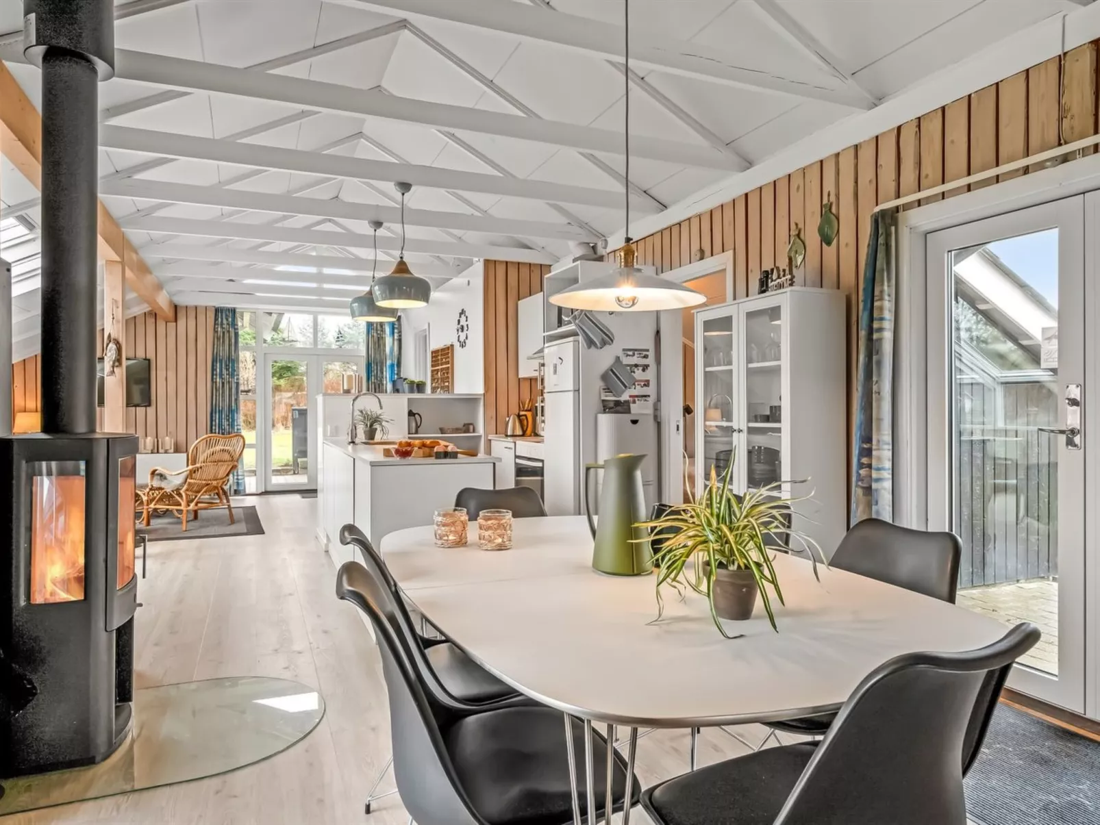 "Wilmer" - 600m from the sea-Binnen