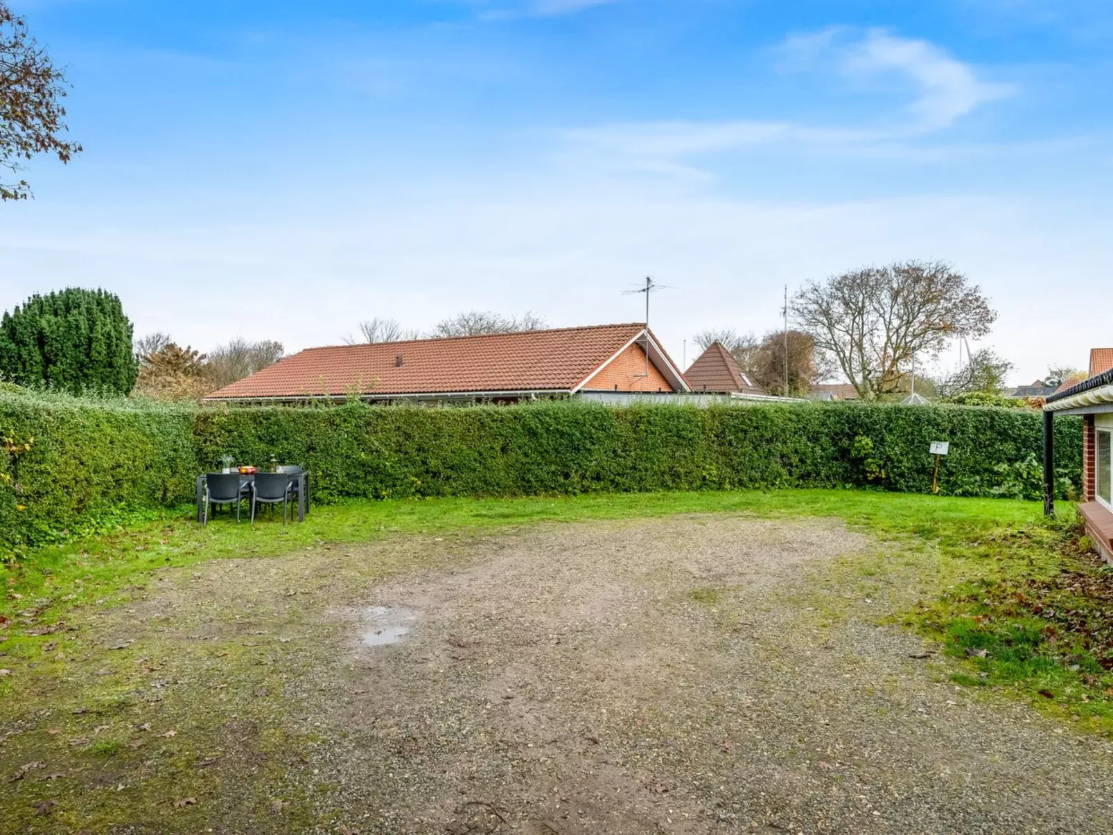 "Kamp" - 1km to the fjord-Buiten