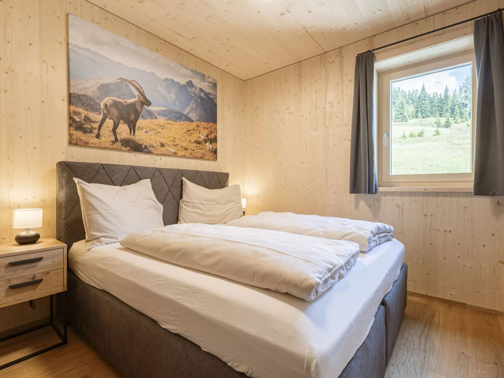 Mit 2 Schlafzimmern & Sauna-Binnen