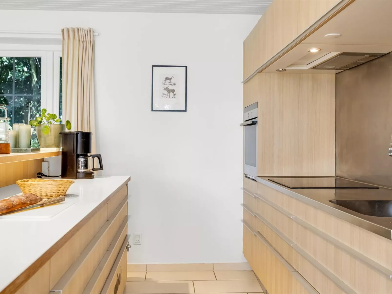 "Matild" - 250m from the sea-Binnen