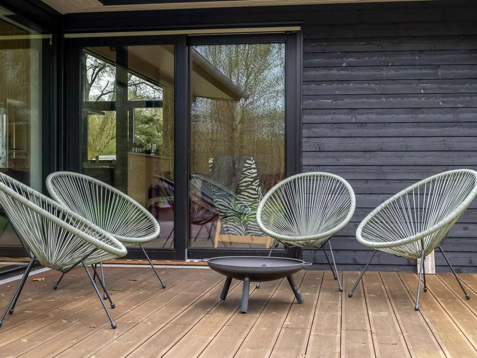 "Angelie" -  from the sea-Buiten