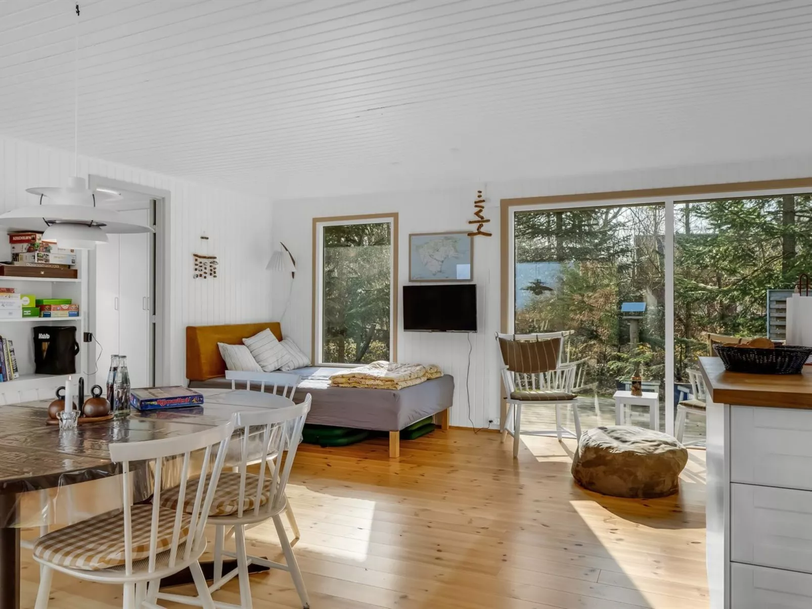 "Elisabete" - 200m to the fjord-Binnen