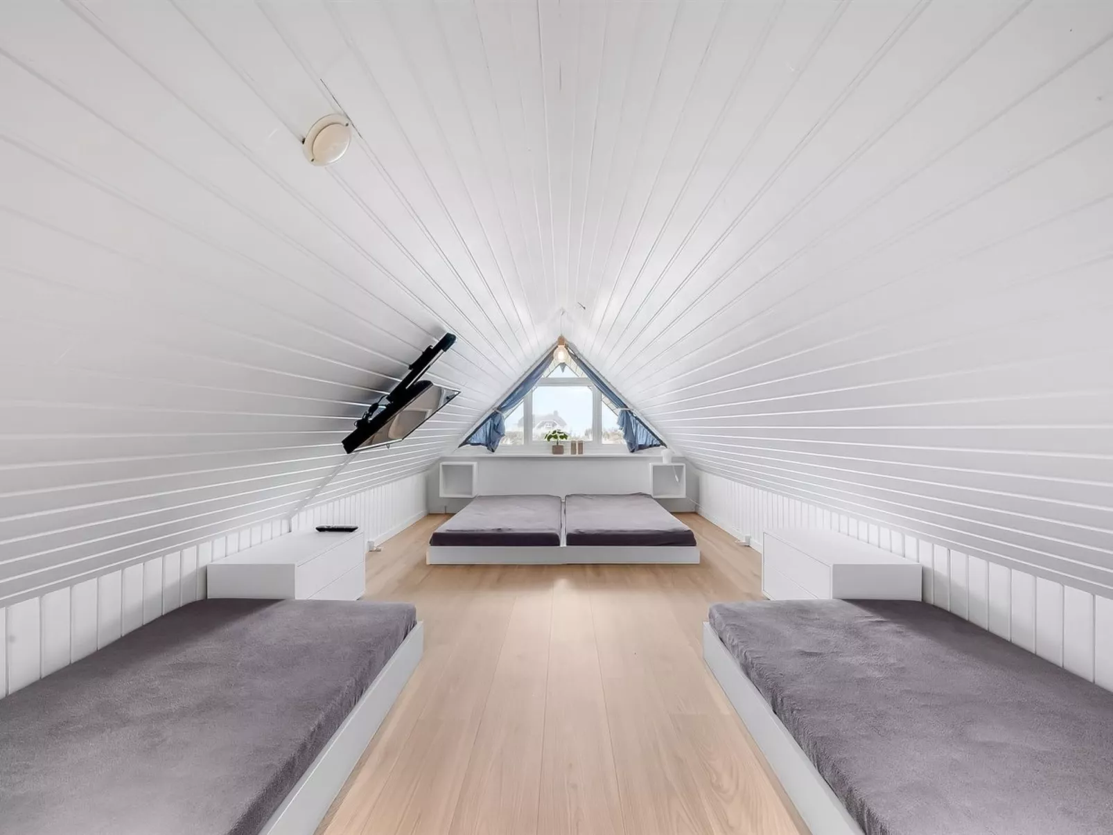 "Jelisaveta" - 500m from the sea-Binnen