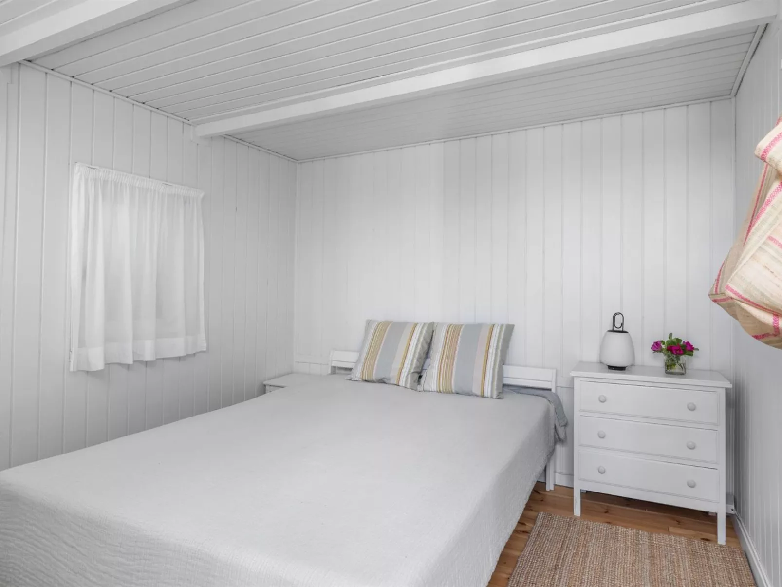 "Iven" - 140m from the sea-Binnen