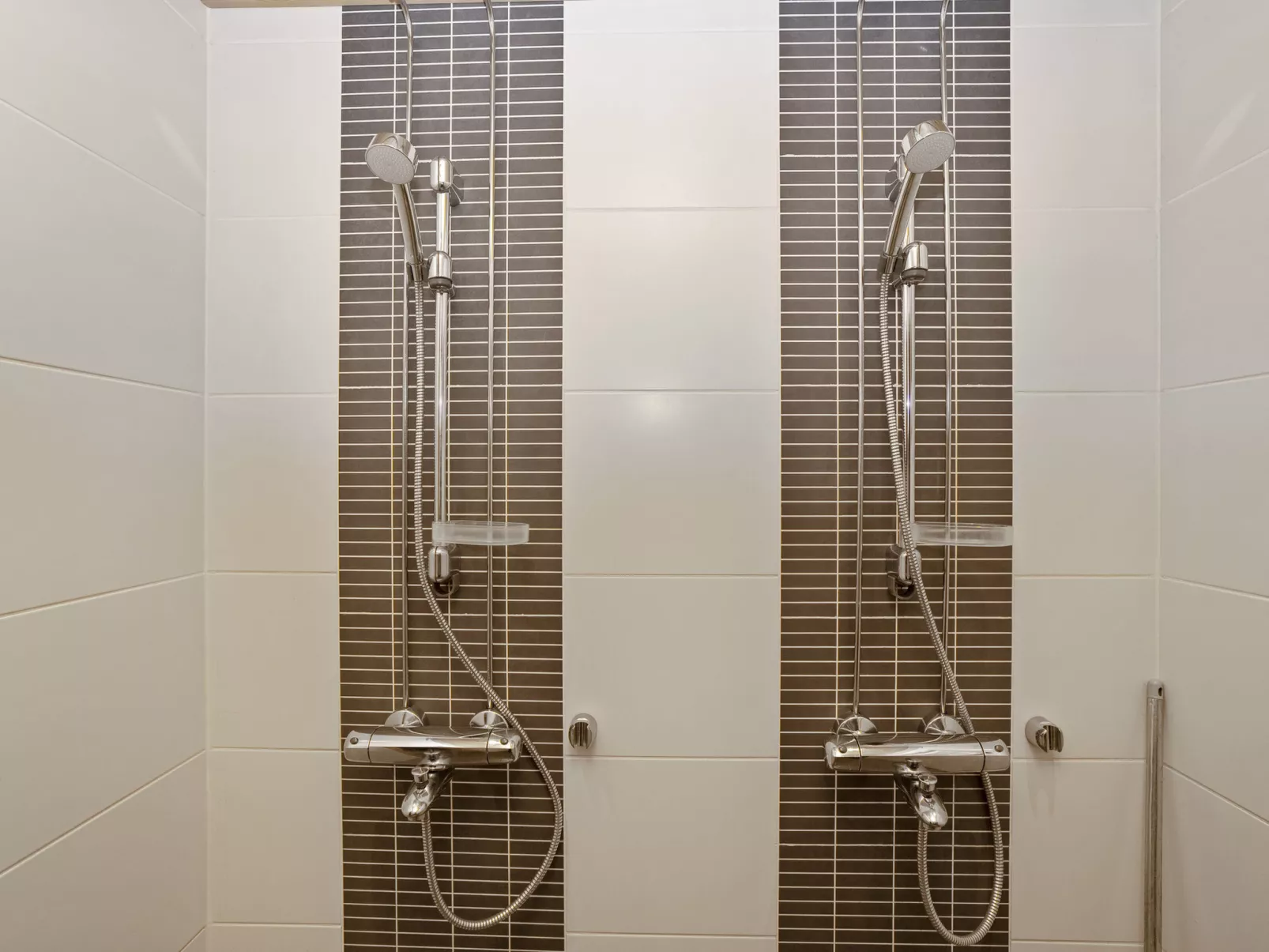 Vuosselin kataja 5-Binnen