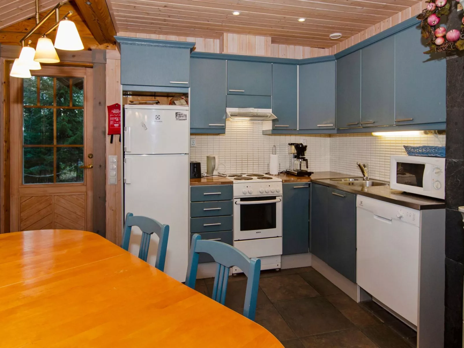 Amero purnu 3-Binnen