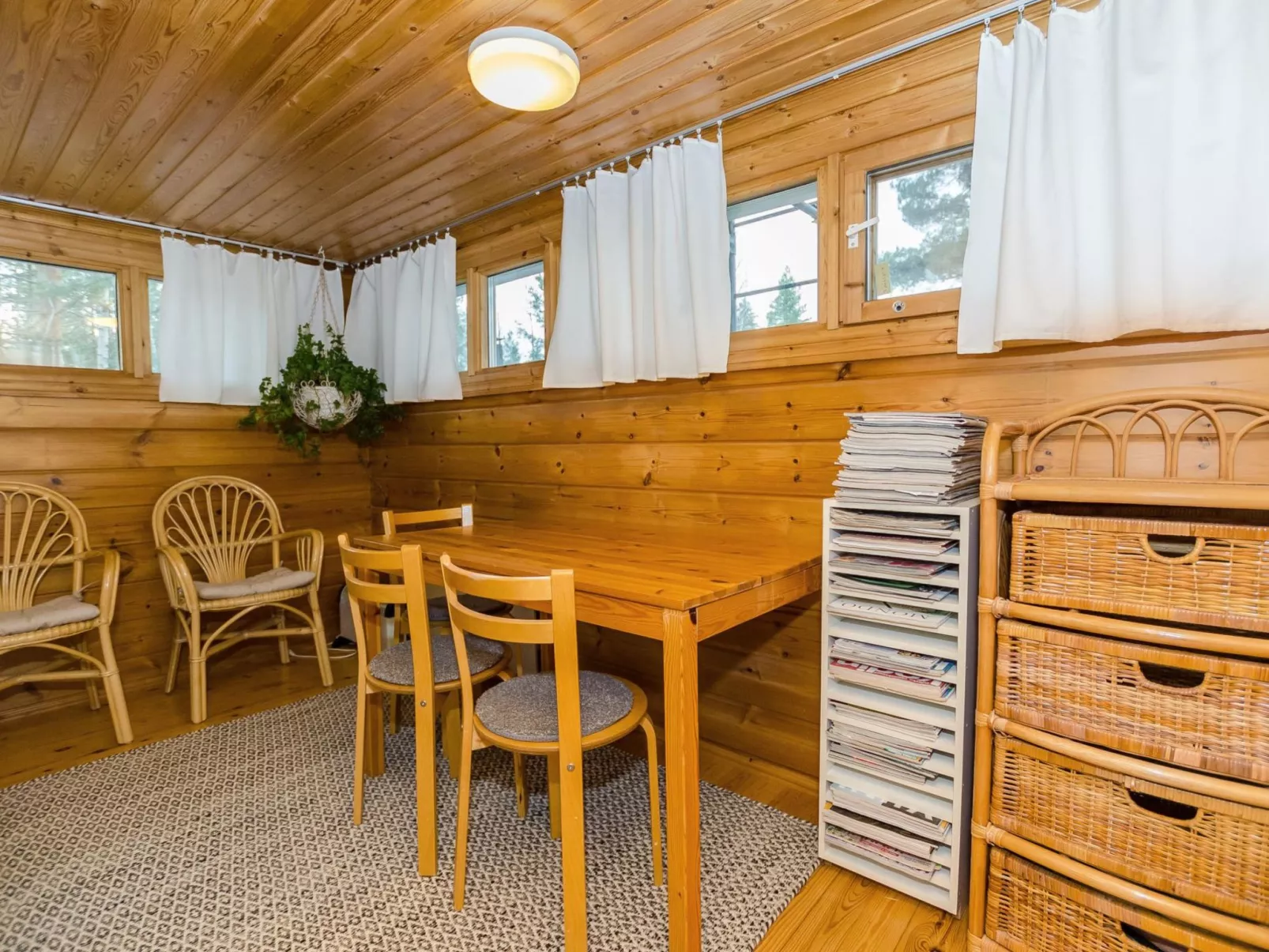 Karjalan veikko 2 b-Binnen