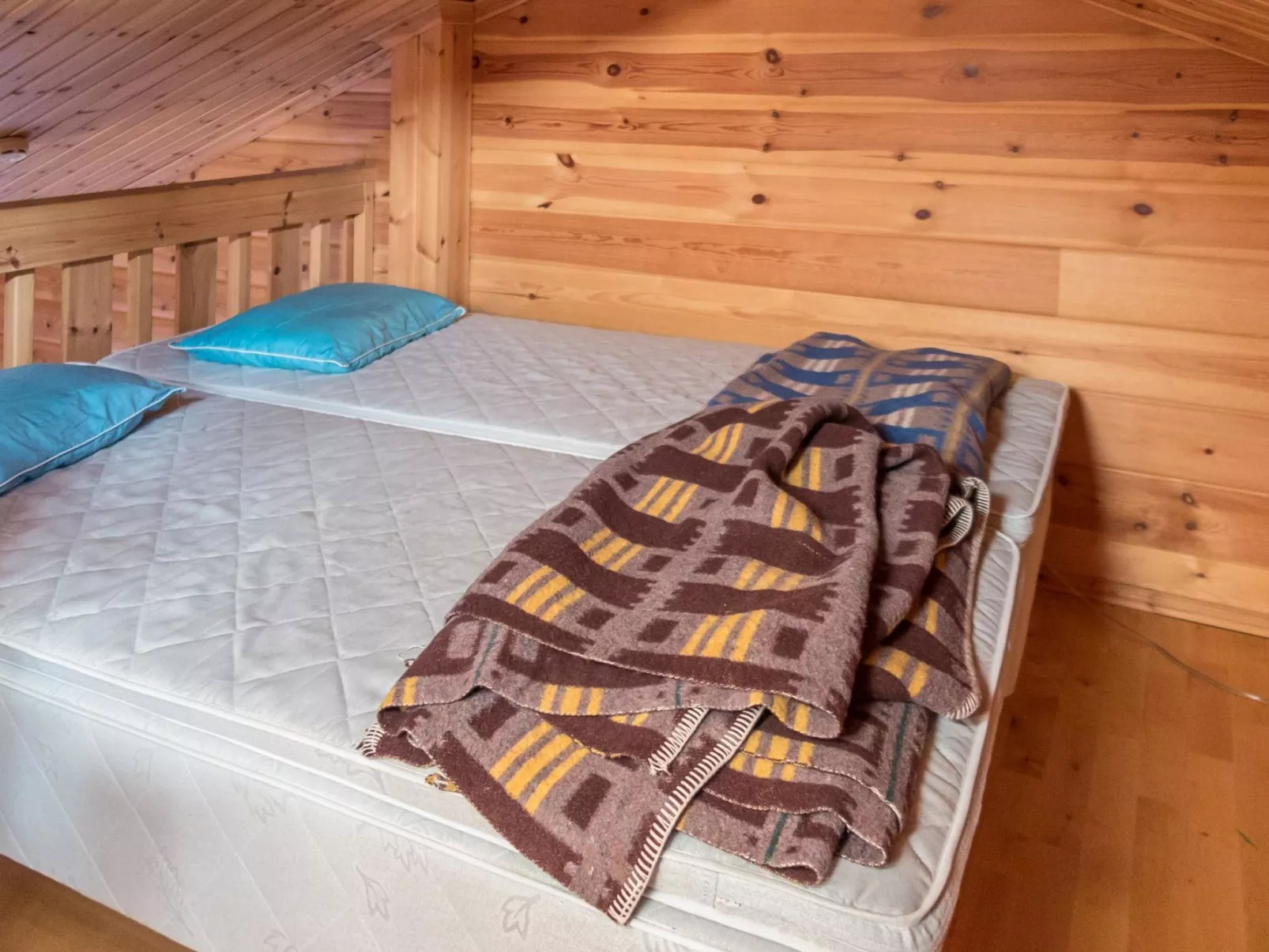 Ylläskuru d 2-Binnen