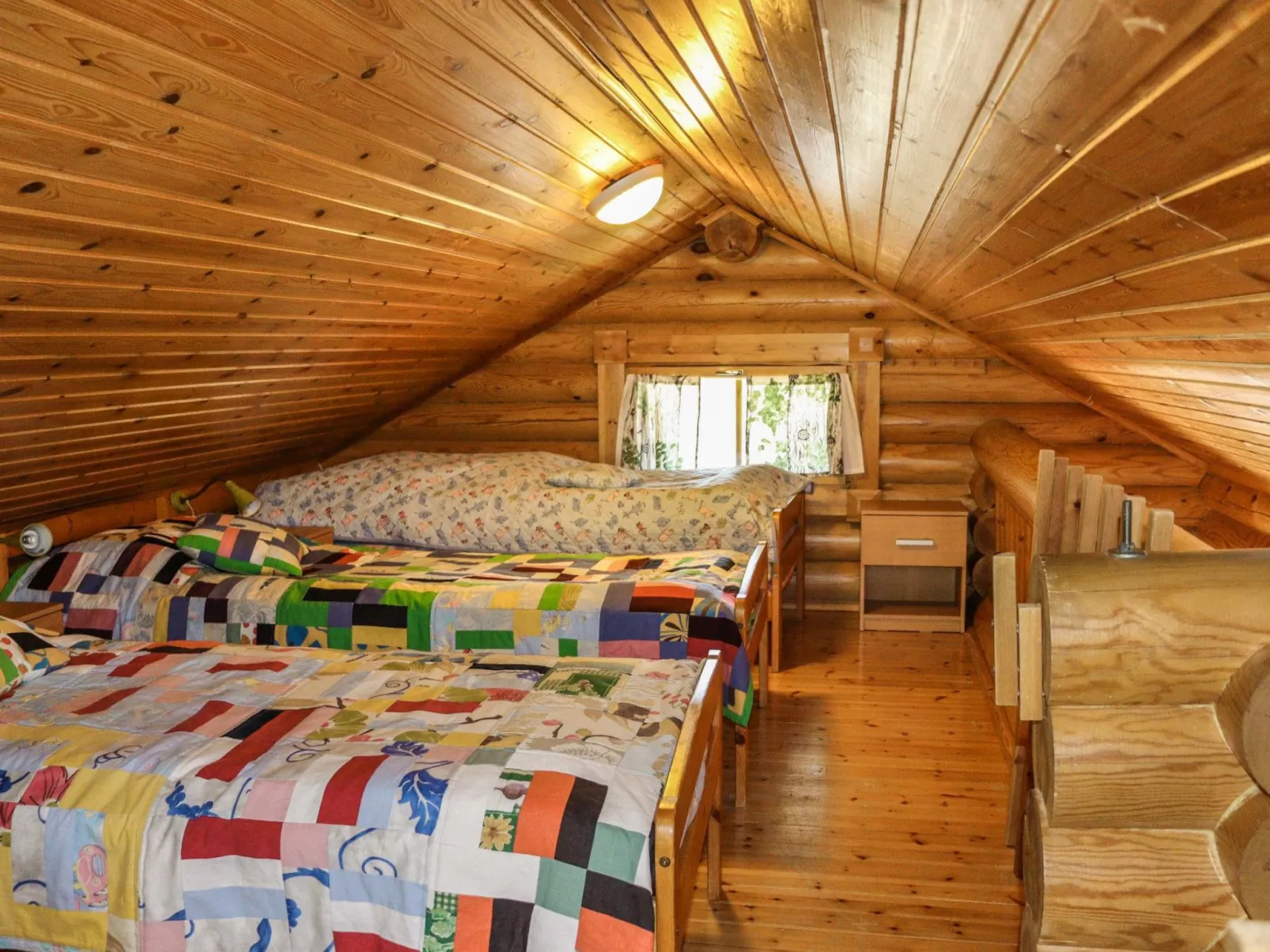 Tunturimaja 2 mökki-Binnen