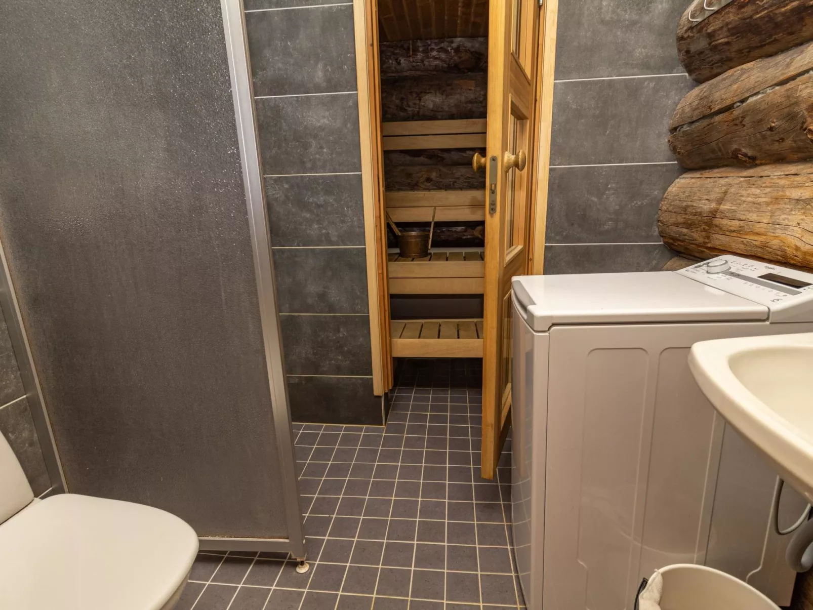 Aurinko-ruka c6-Binnen