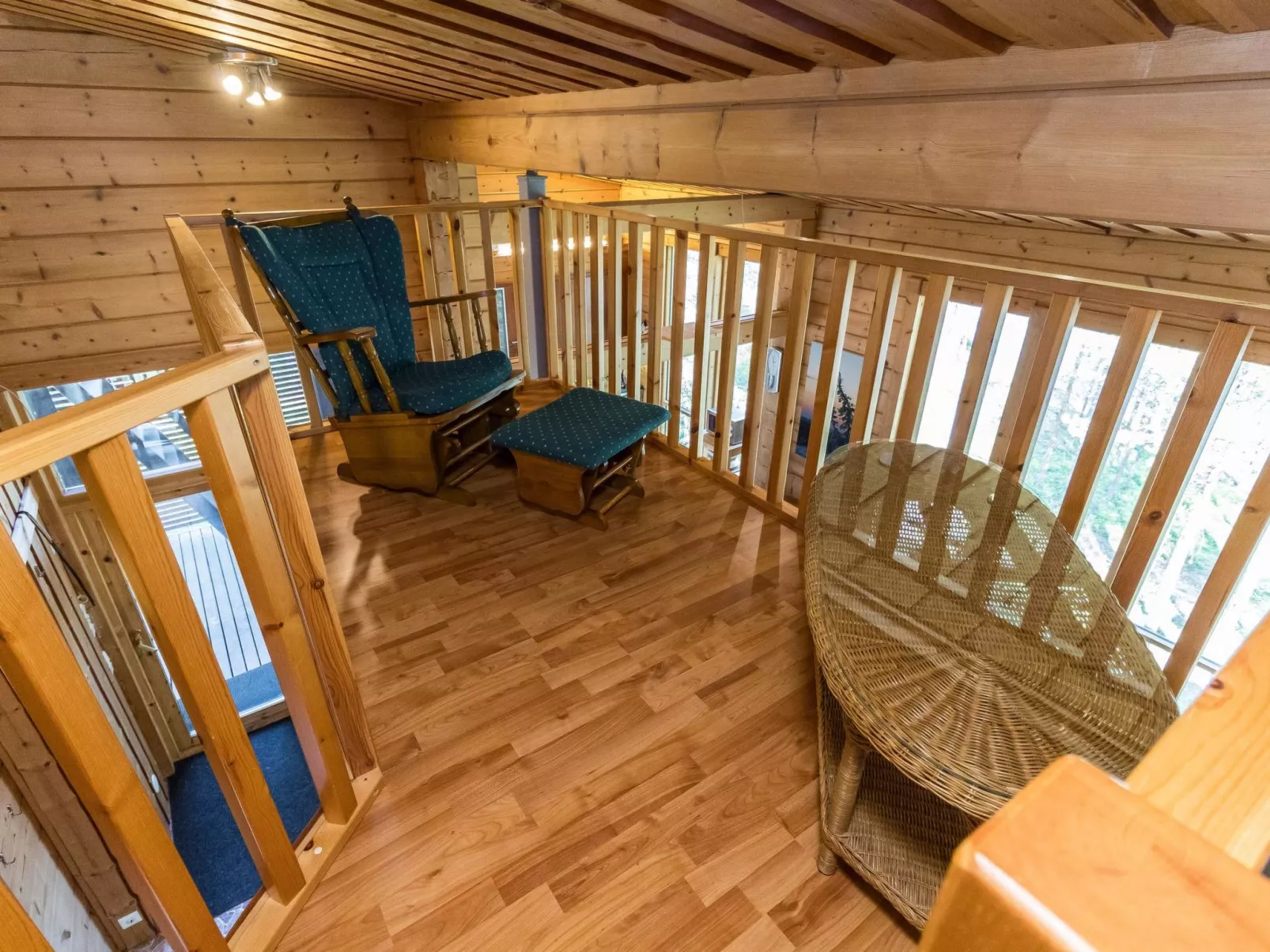 Matkajoentie 4b-Binnen