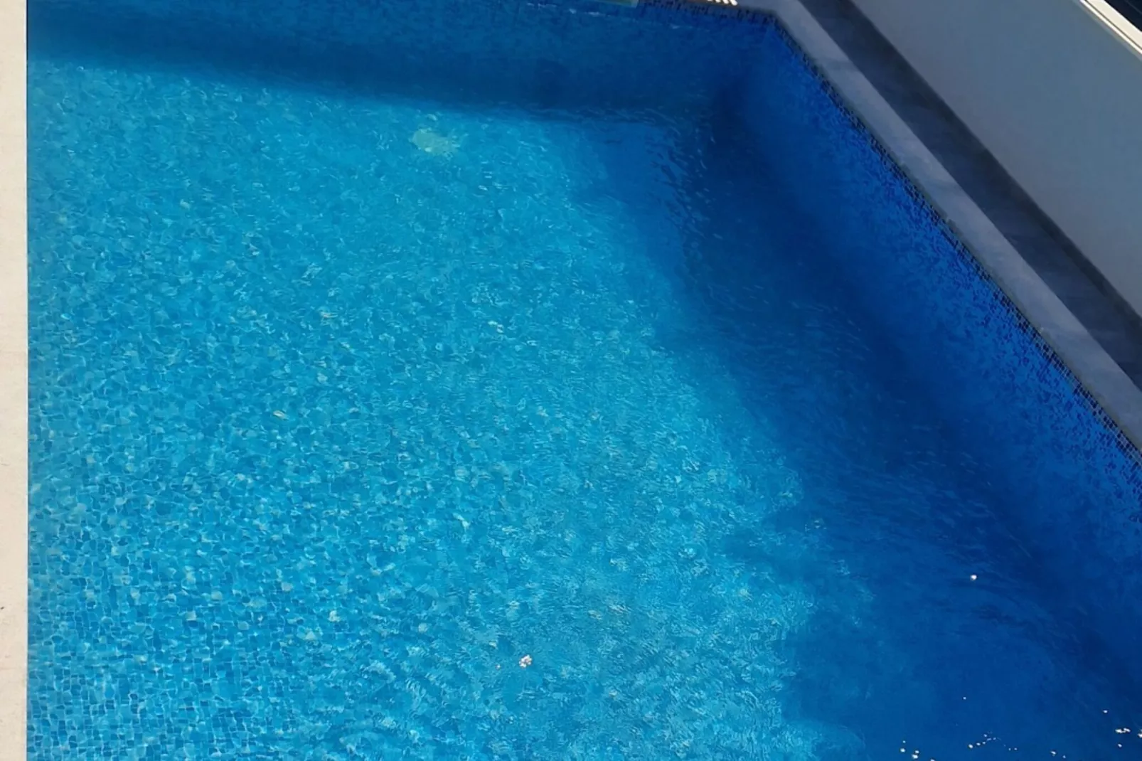 Apartment Ivan with Pool - Two Bedroom Apartment with Terrace and Swimming pool-Zwembad