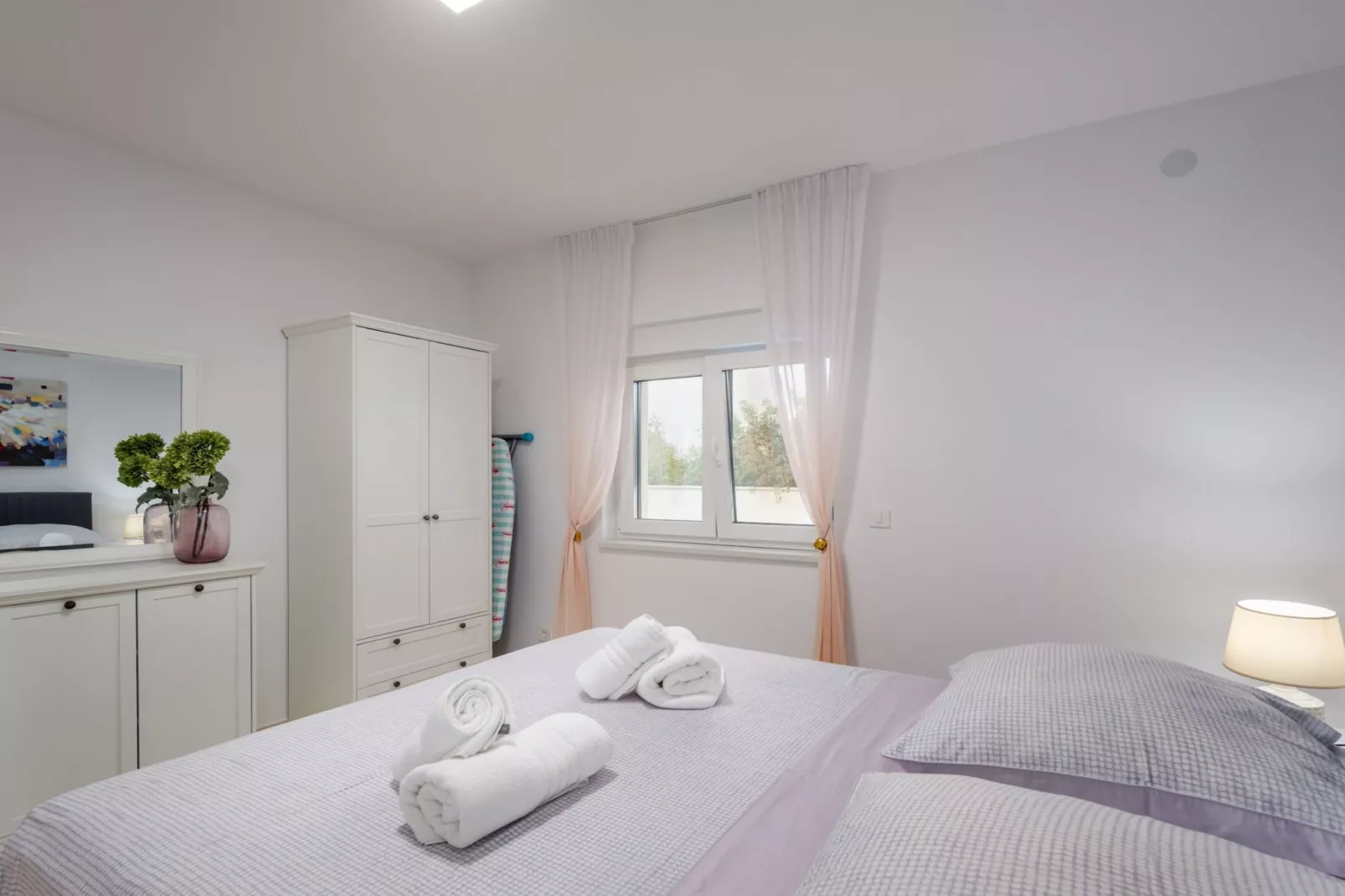 Villa Shaula 2 - Three Bedroom House with Pool-Slaapkamer