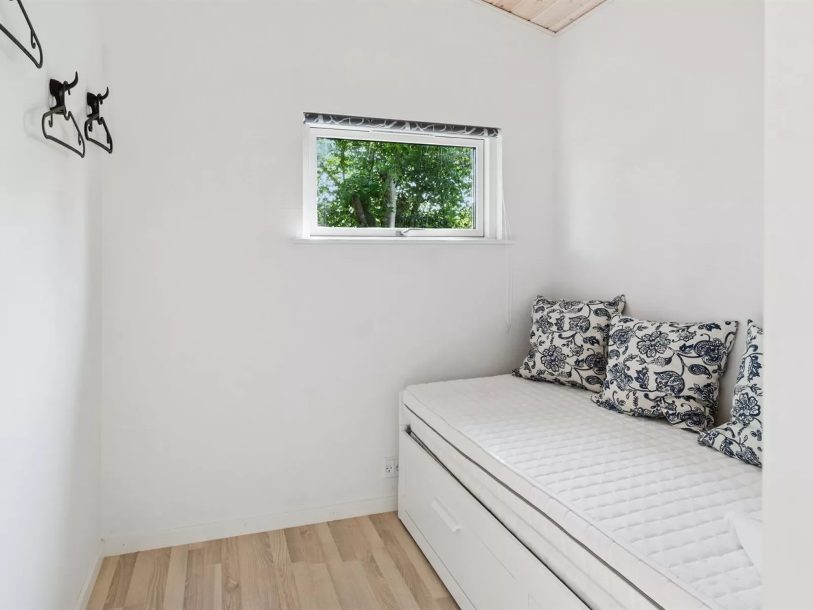 "Alfa" - 350m from the sea-Binnen