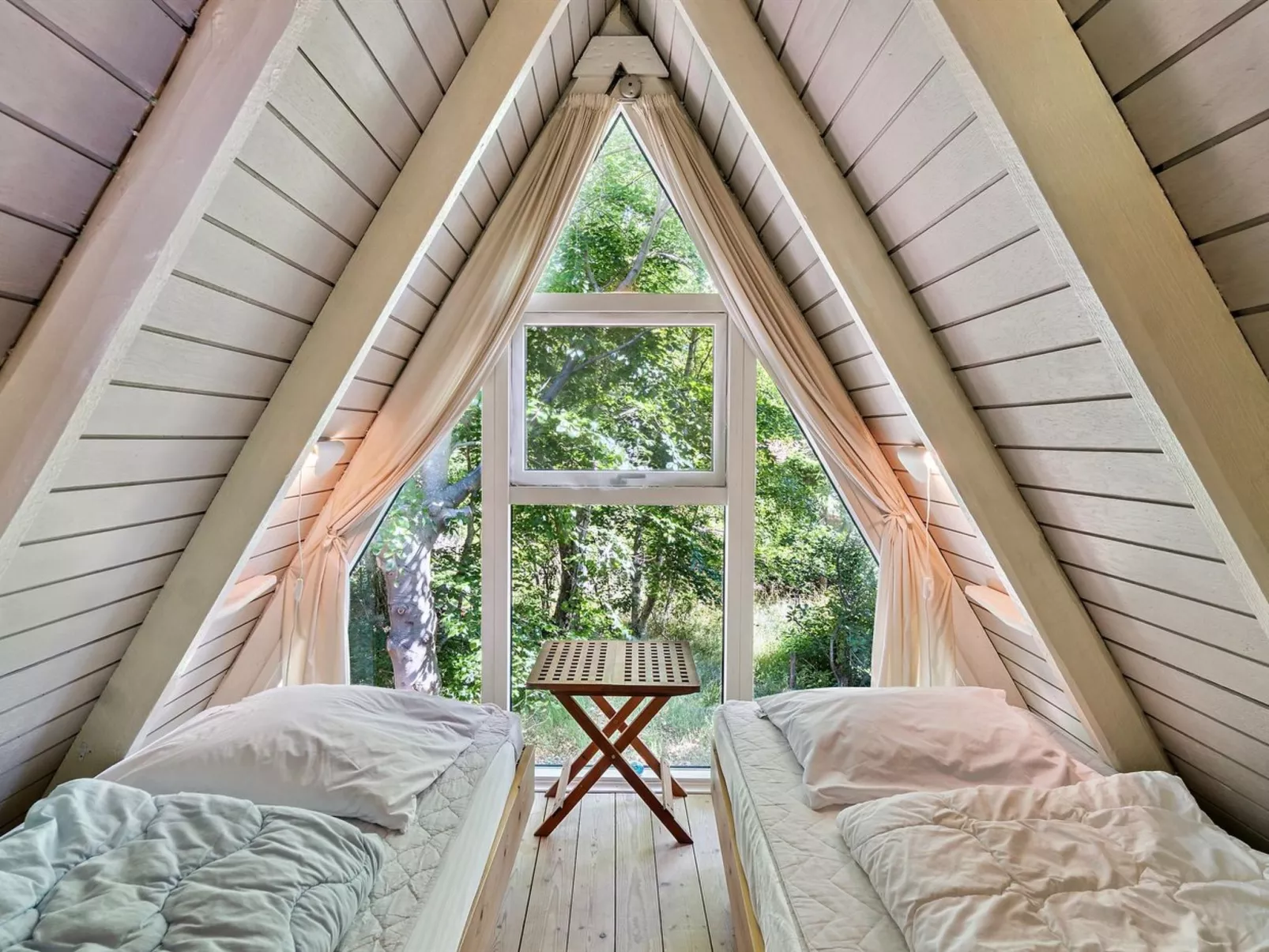 "Thrond" - 500m from the sea-Binnen