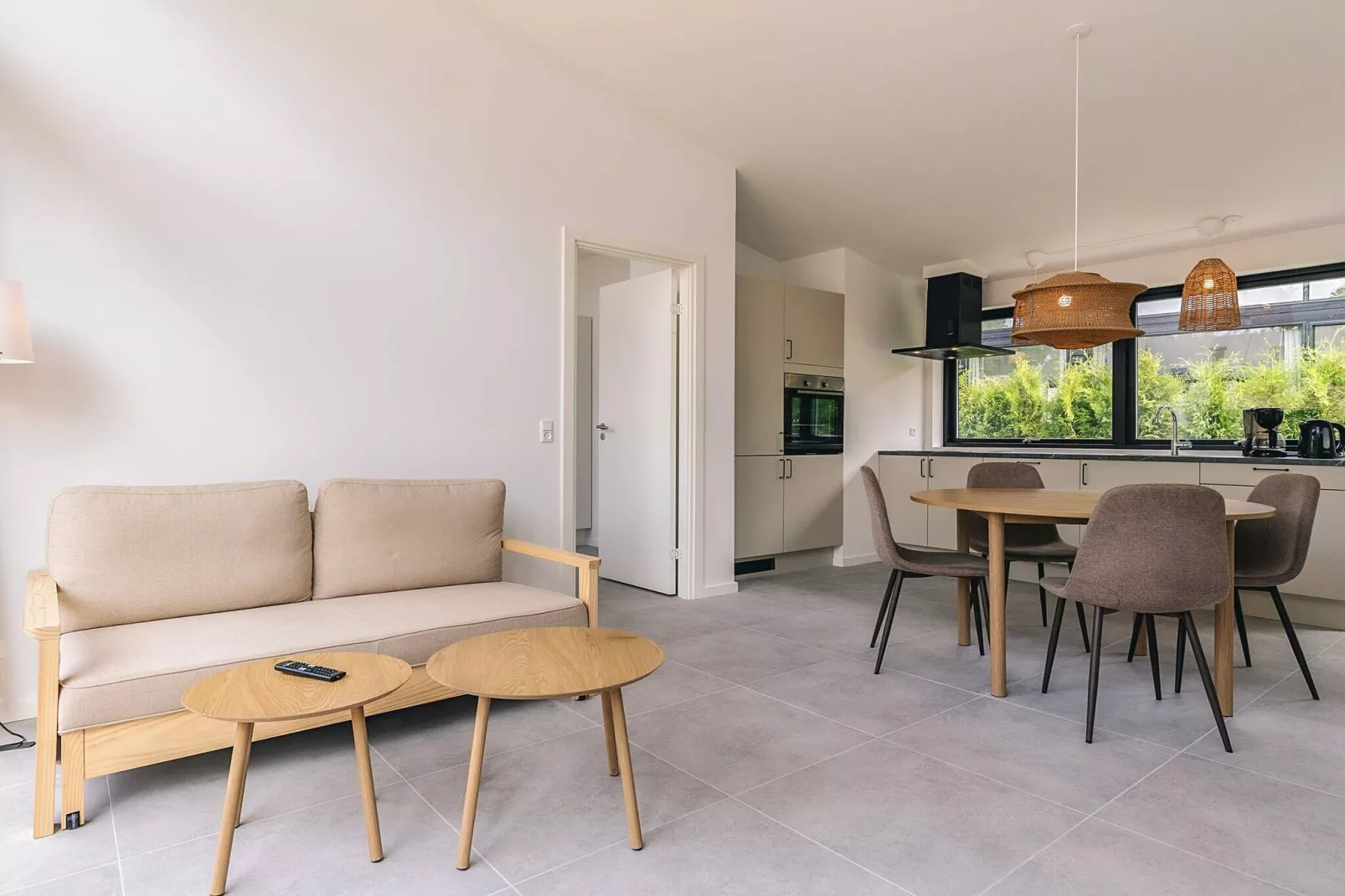 3 room,1 bath,Premium-Binnen