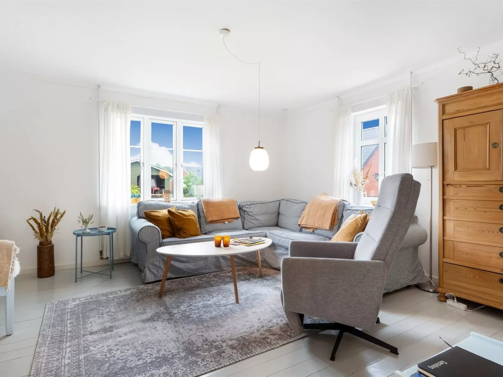 "Nanja" - 250m from the sea-Binnen