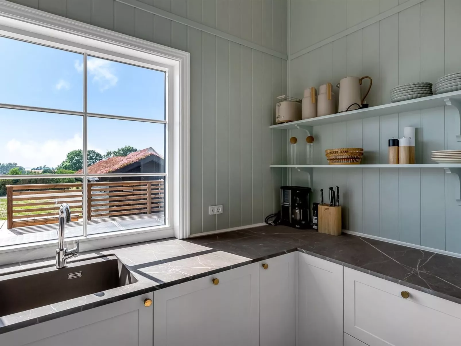 "Adia" - 650m from the sea-Binnen