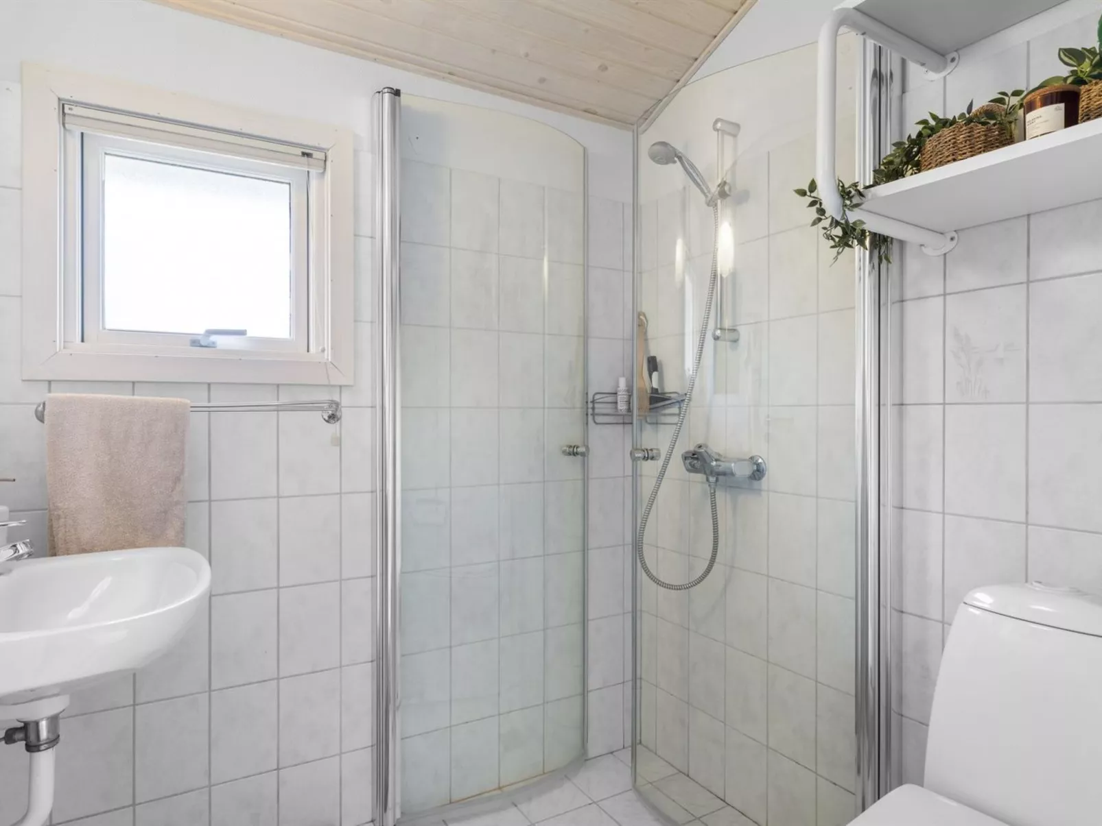 "Frederikke" - 875m from the sea-Binnen