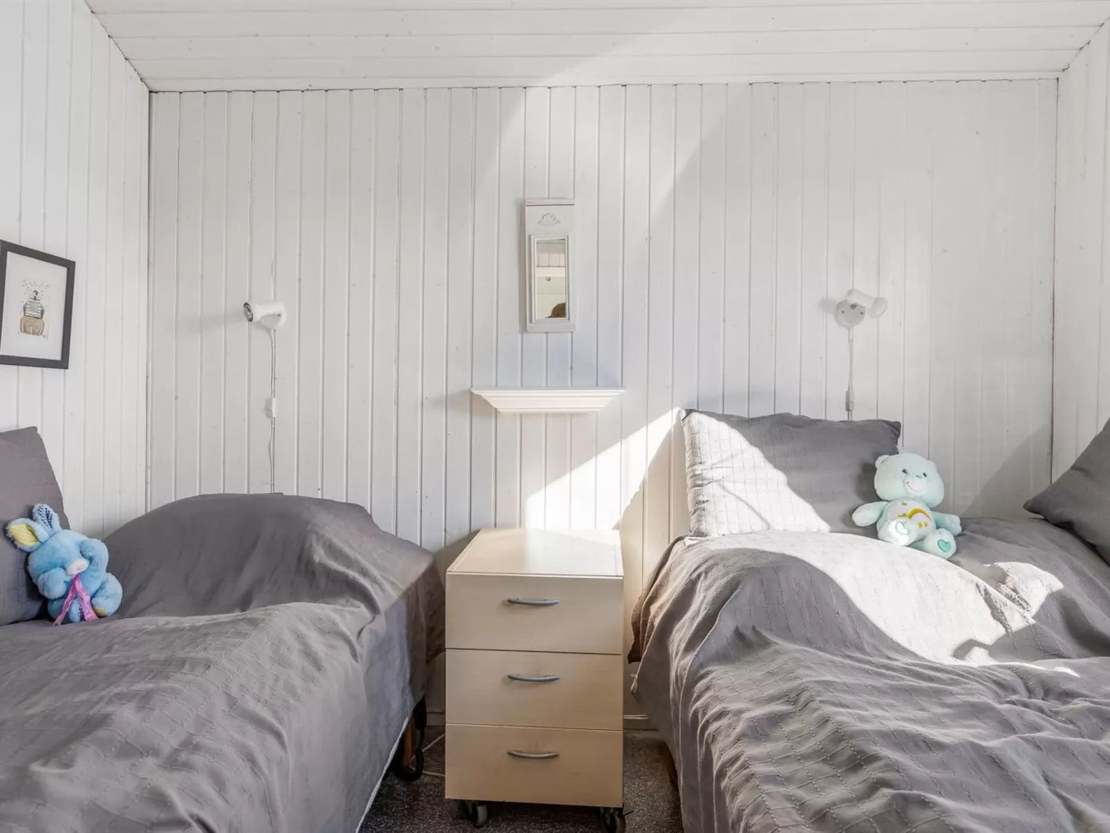 "Raymond" - 175m from the sea-Binnen