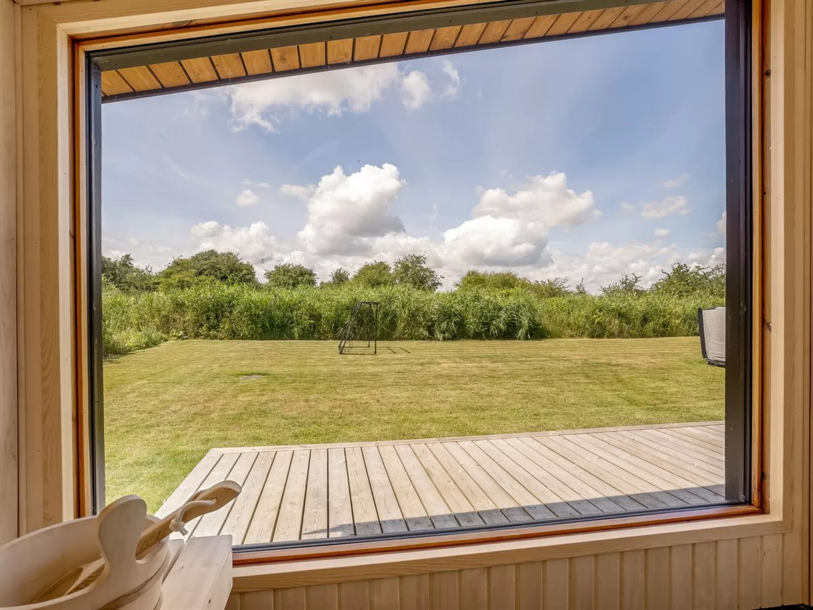 "Apelone" - 900m from the sea-Buiten