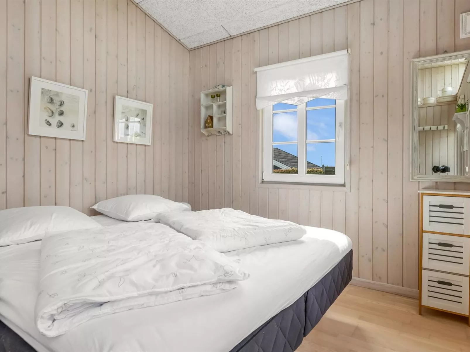 "Teja" - 100m from the sea-Binnen