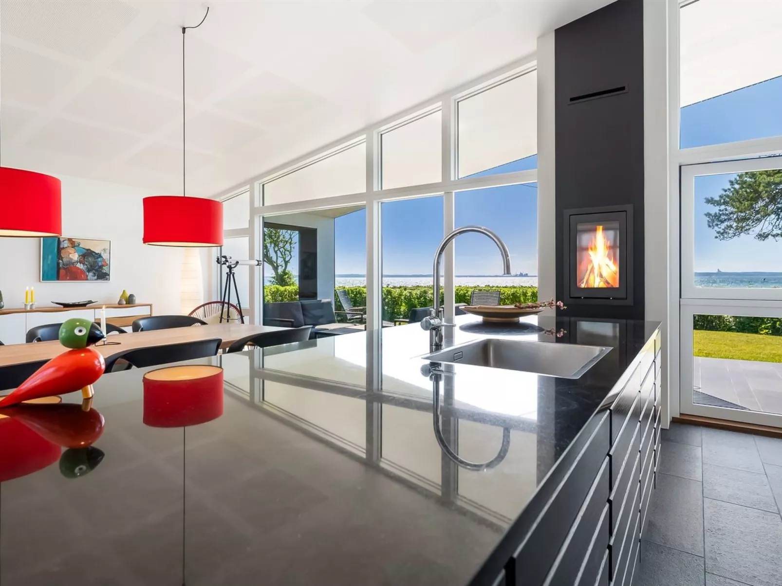 "Nille" - 30m from the sea-Binnen