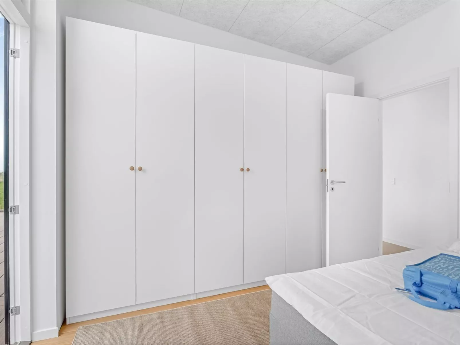 "Milena" - 1.5km from the sea-Binnen