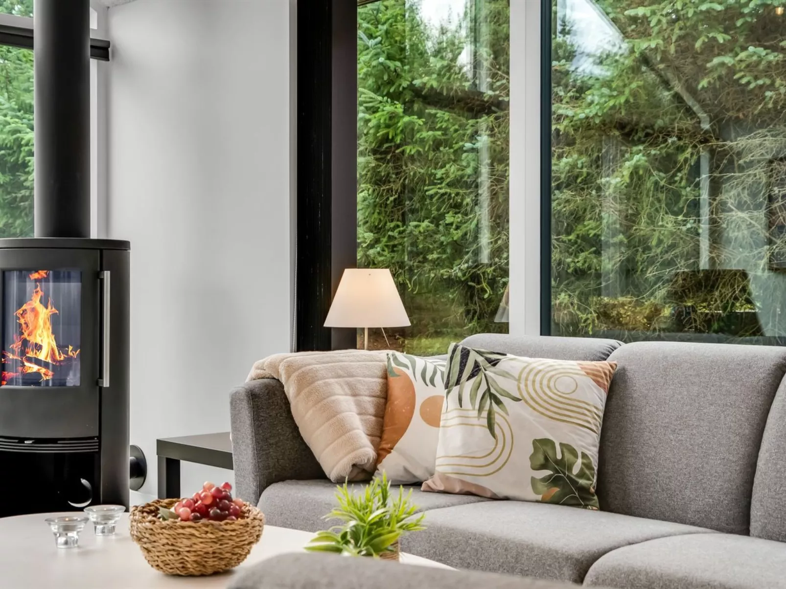 "Abiorn" -  from the sea-Binnen