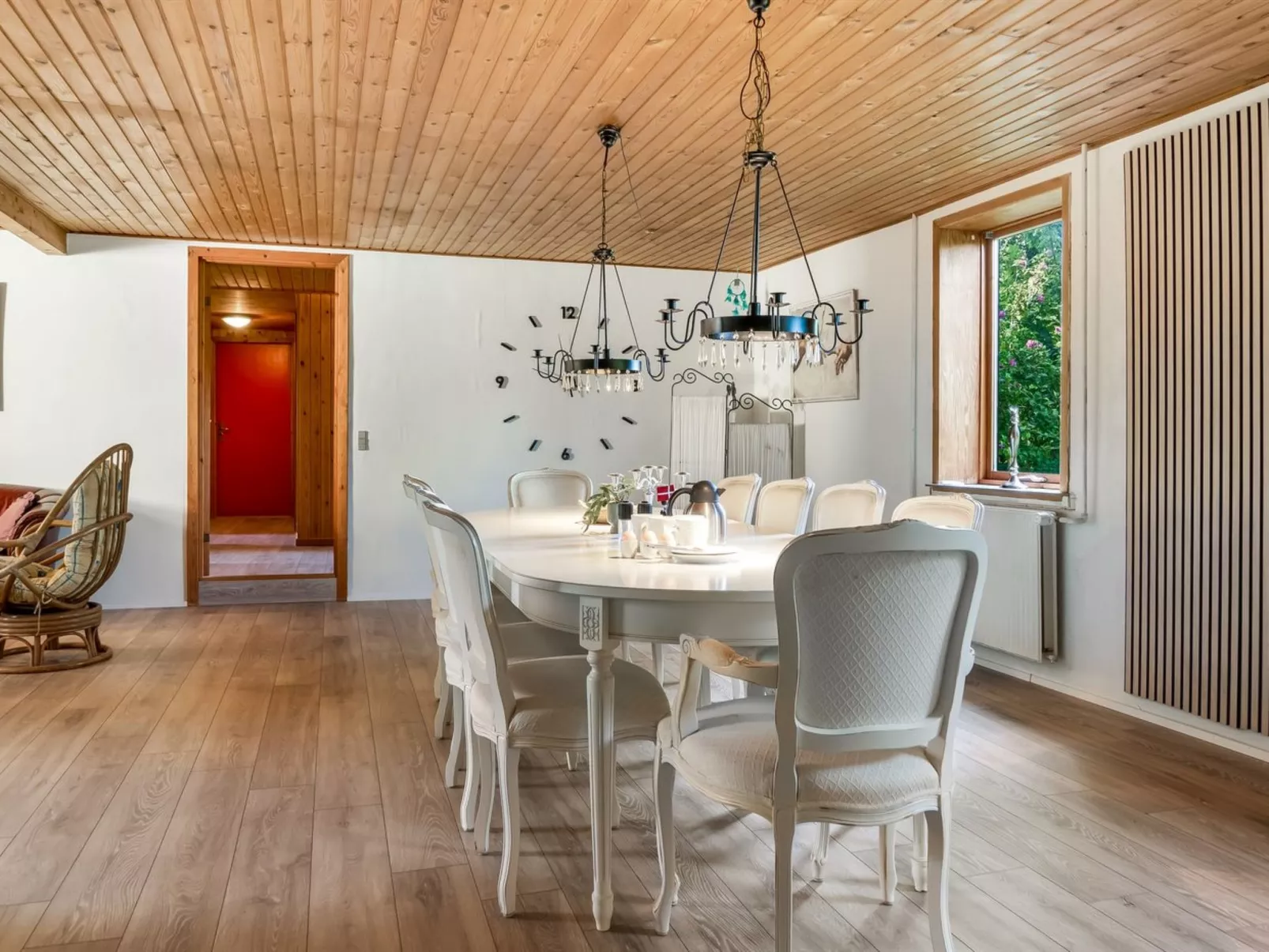 "Eiko" - 400m to the fjord-Binnen