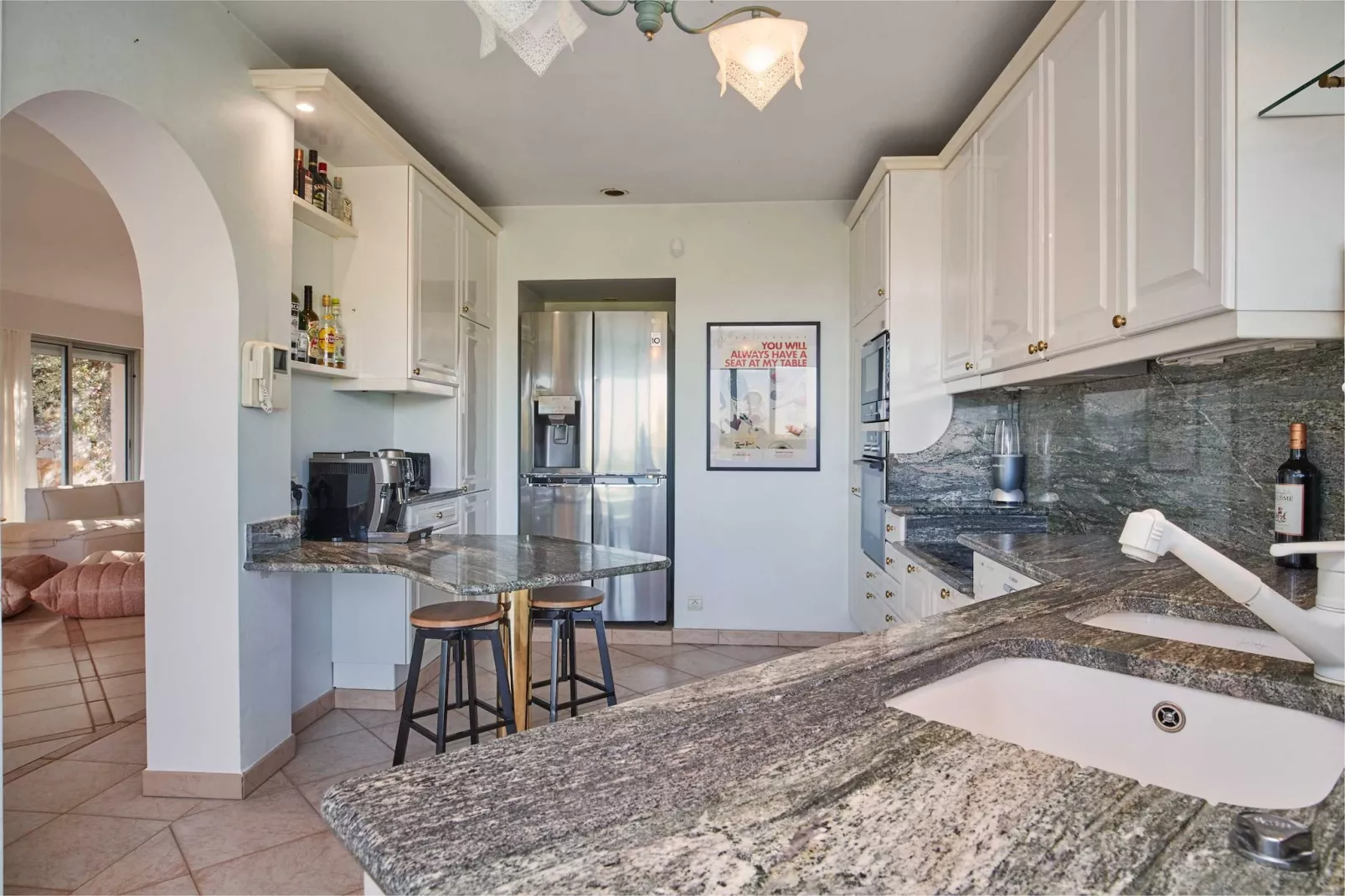 AP-652-PERTUADES-Niet-getagd