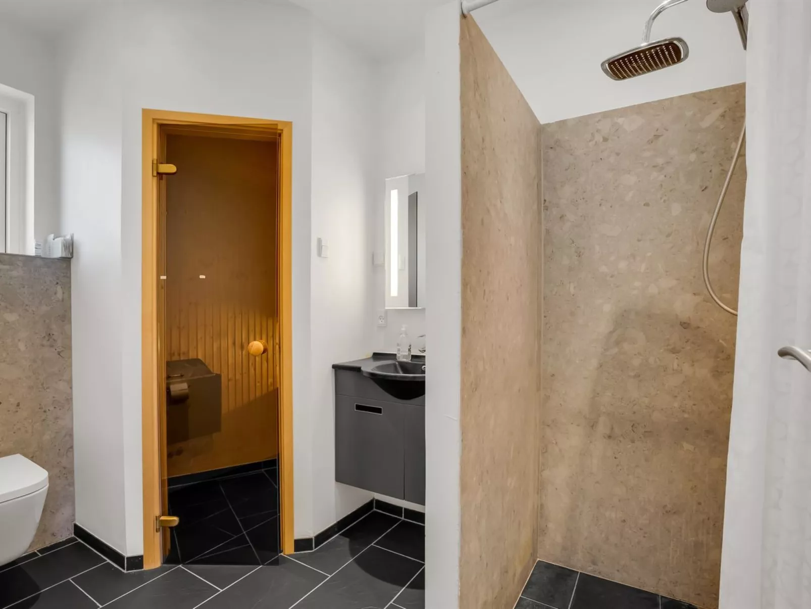 "Milda" - 100m from the sea-Binnen